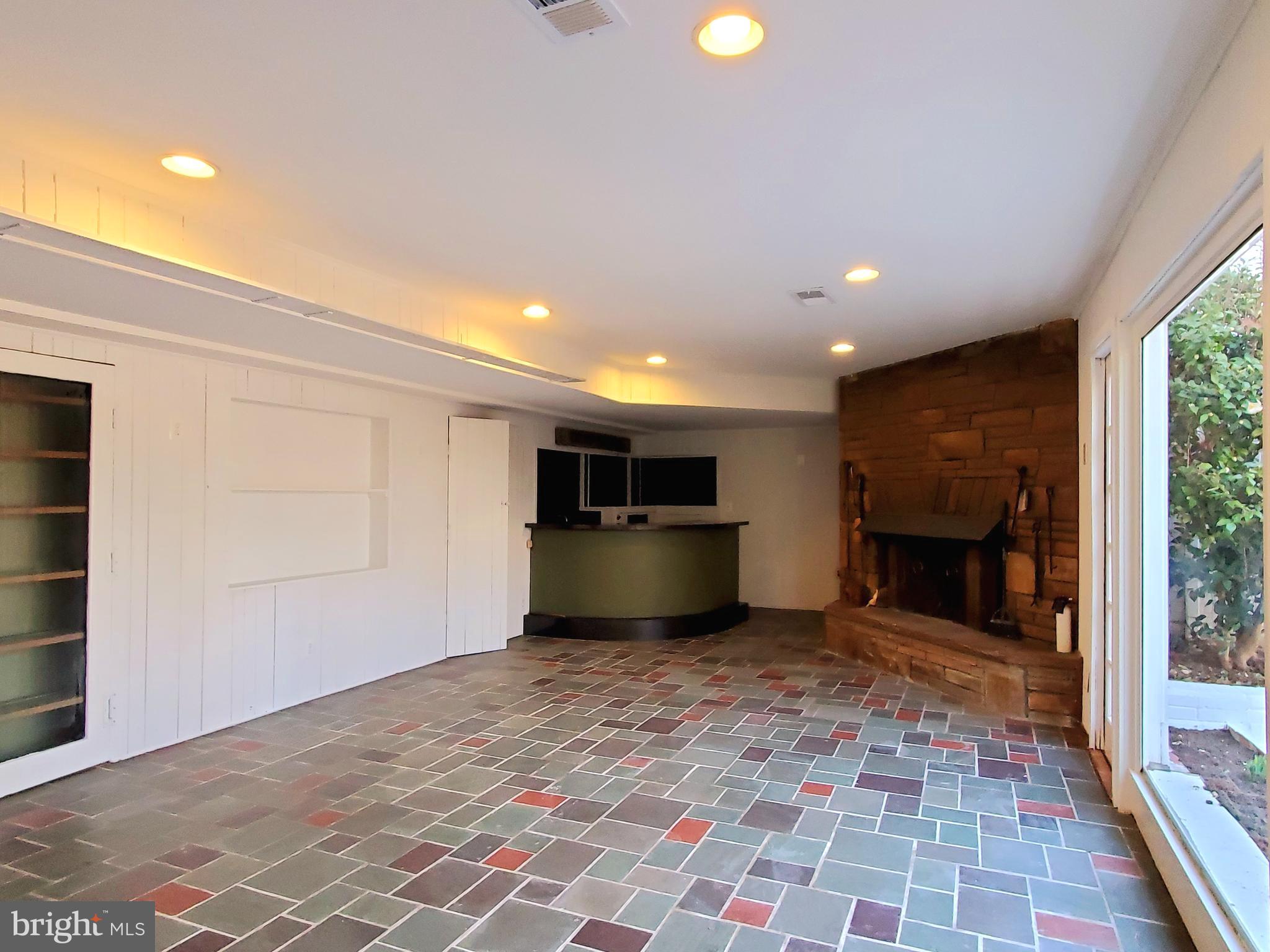 CONGRESSIONAL FOREST - Residential Lease