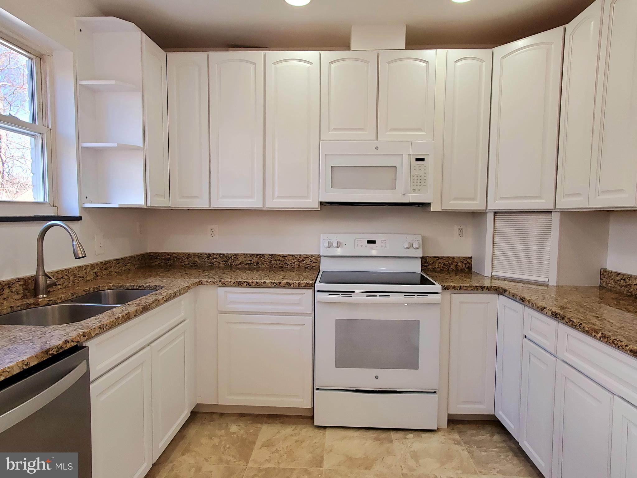 CONGRESSIONAL FOREST - Residential Lease