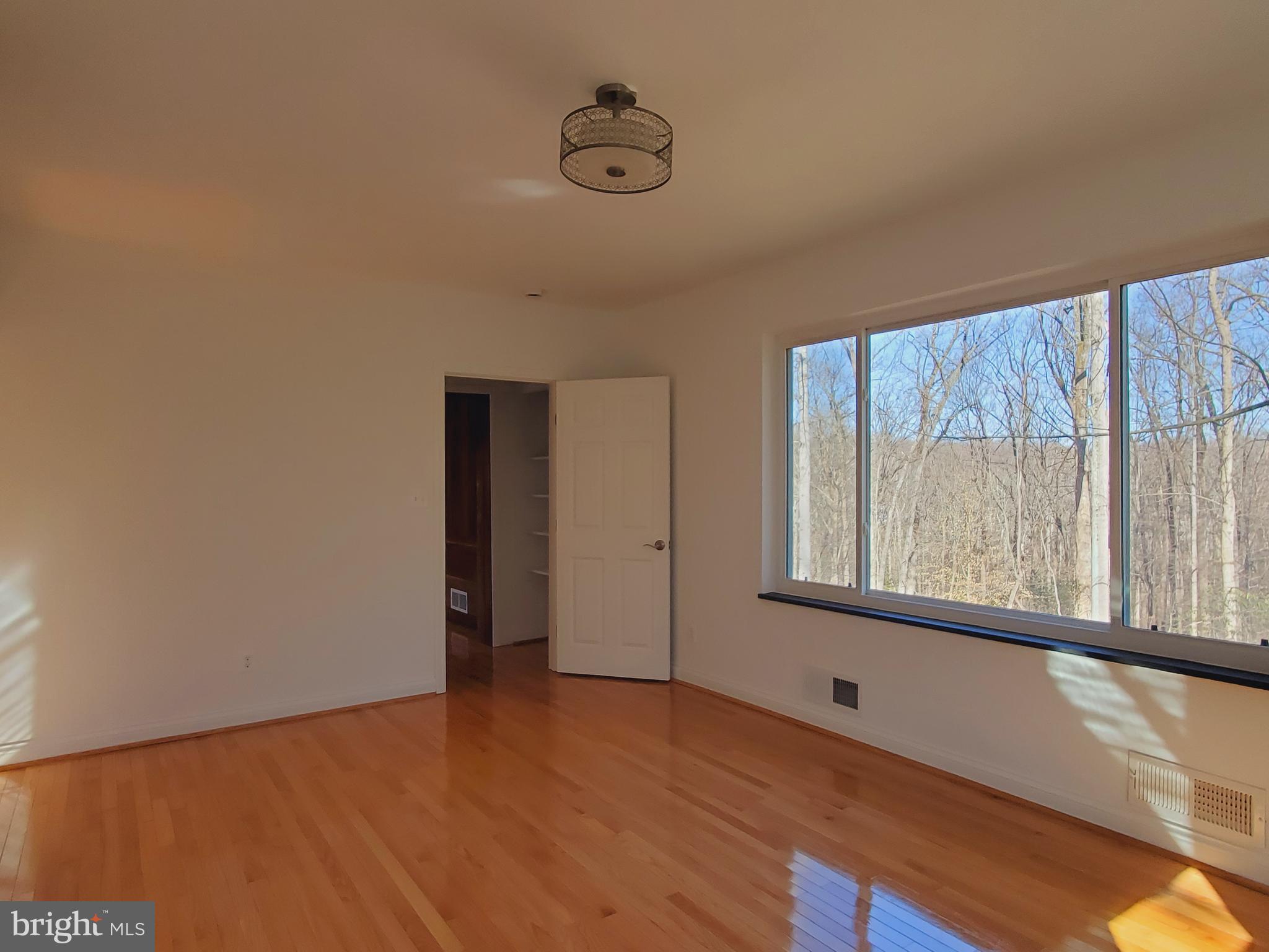 CONGRESSIONAL FOREST - Residential Lease