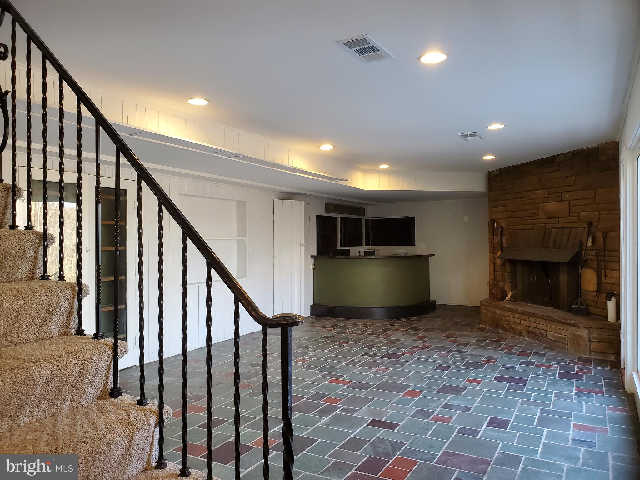 CONGRESSIONAL FOREST - Residential Lease