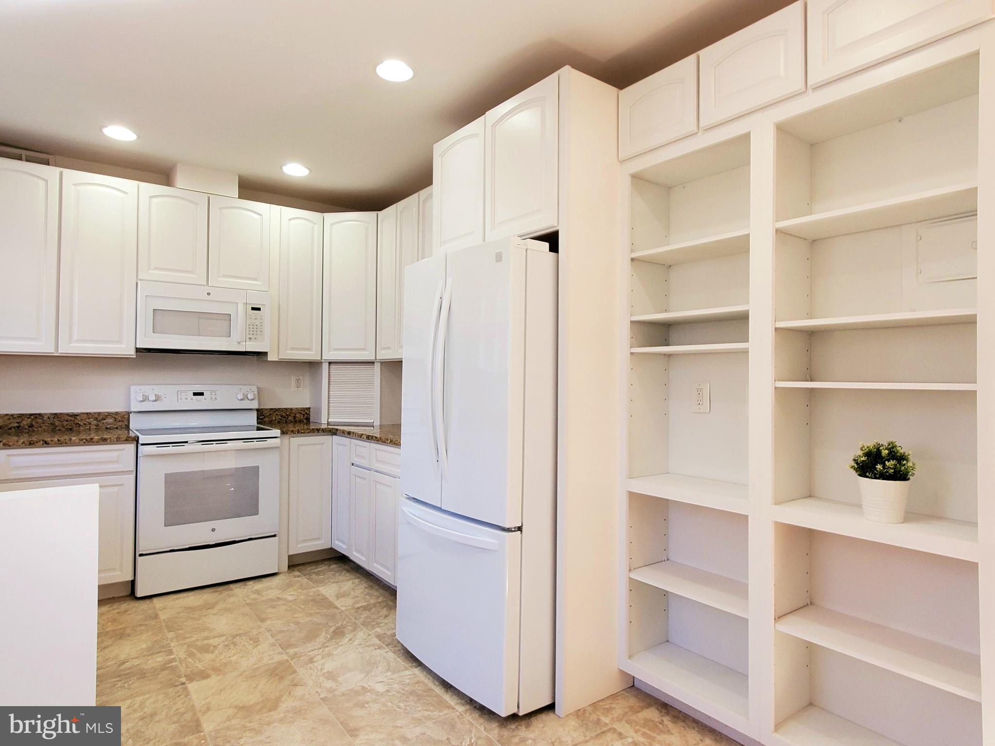 CONGRESSIONAL FOREST - Residential Lease