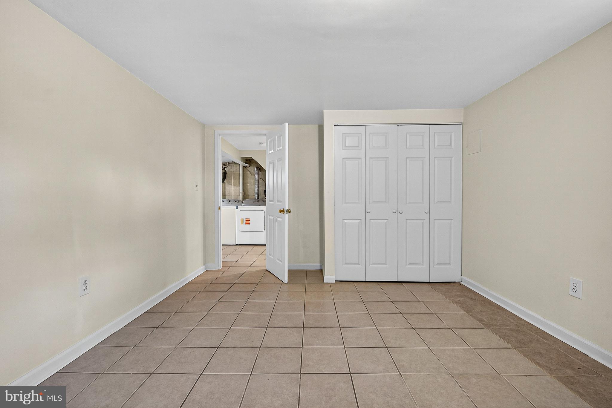 RANDALLSTOWN - Residential