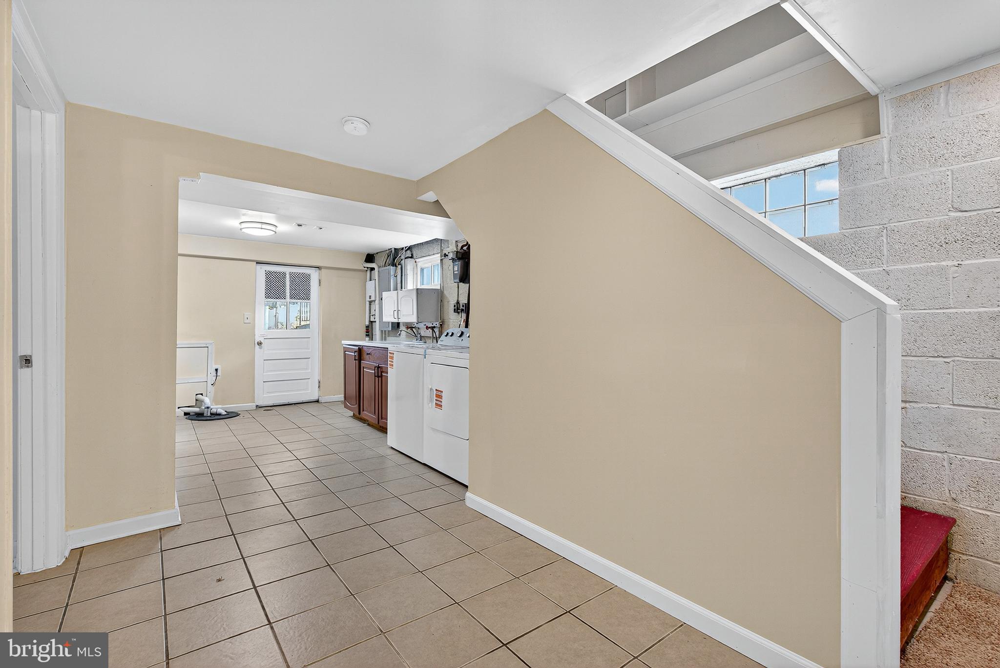 RANDALLSTOWN - Residential