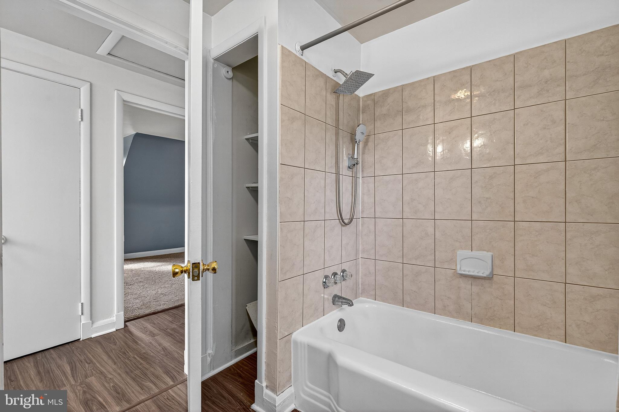 RANDALLSTOWN - Residential