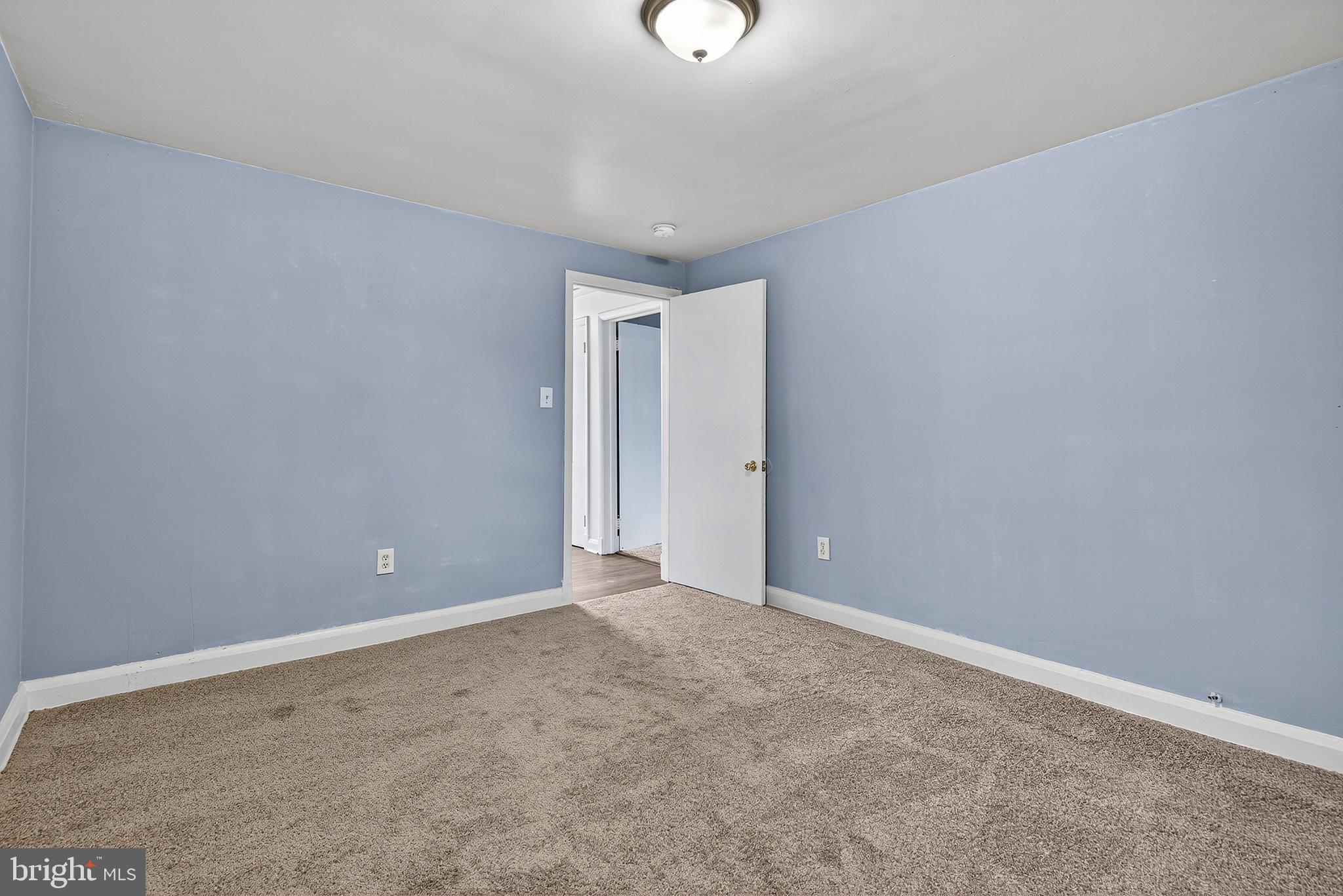 RANDALLSTOWN - Residential