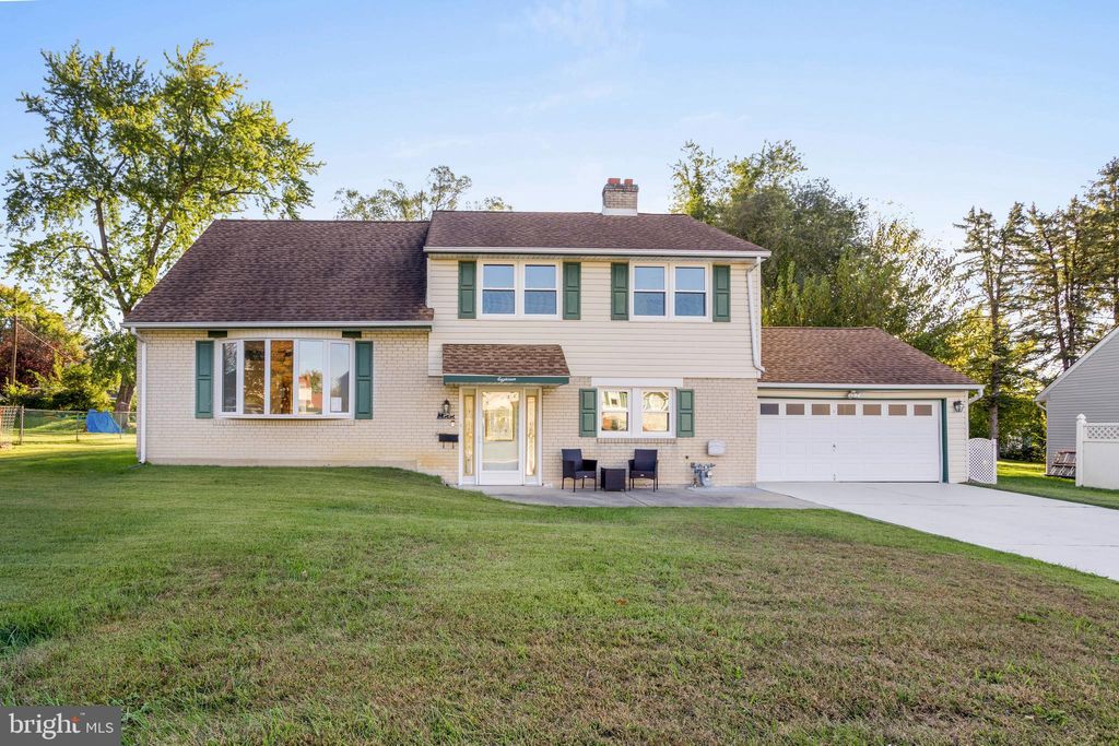 Photo of 18 Cobblestone Lane, ASTON, PA 19014 (MLS # PADE2101952)