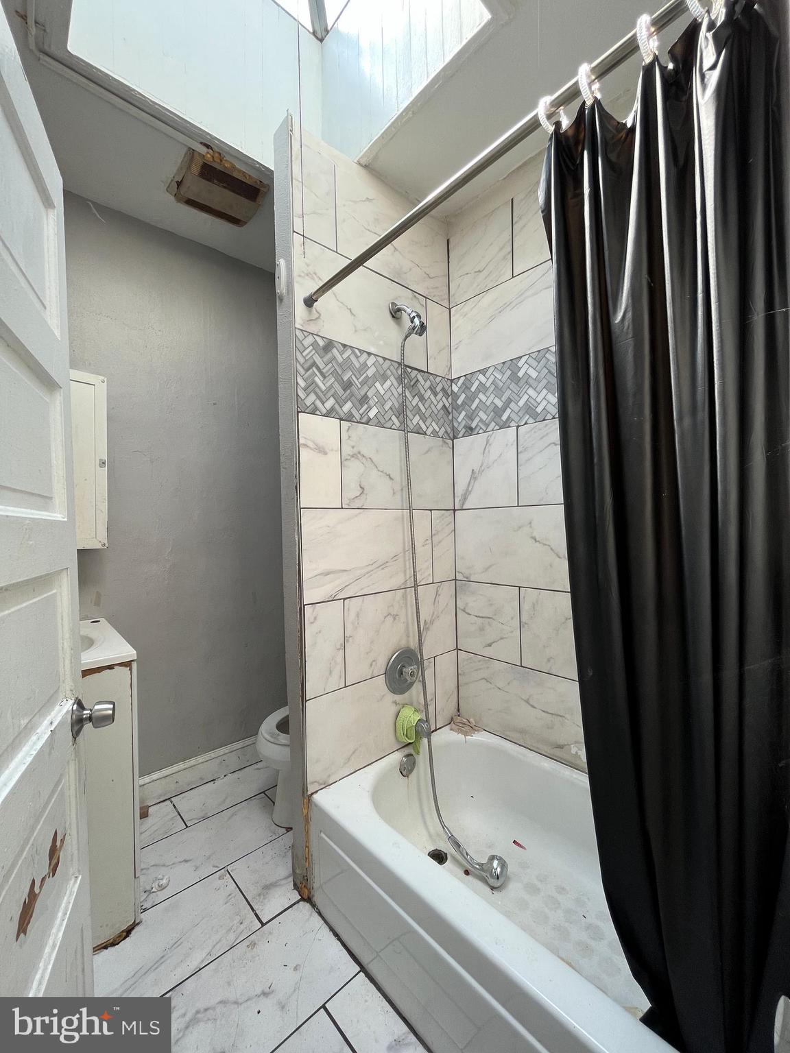 ELWOOD PARK - Residential