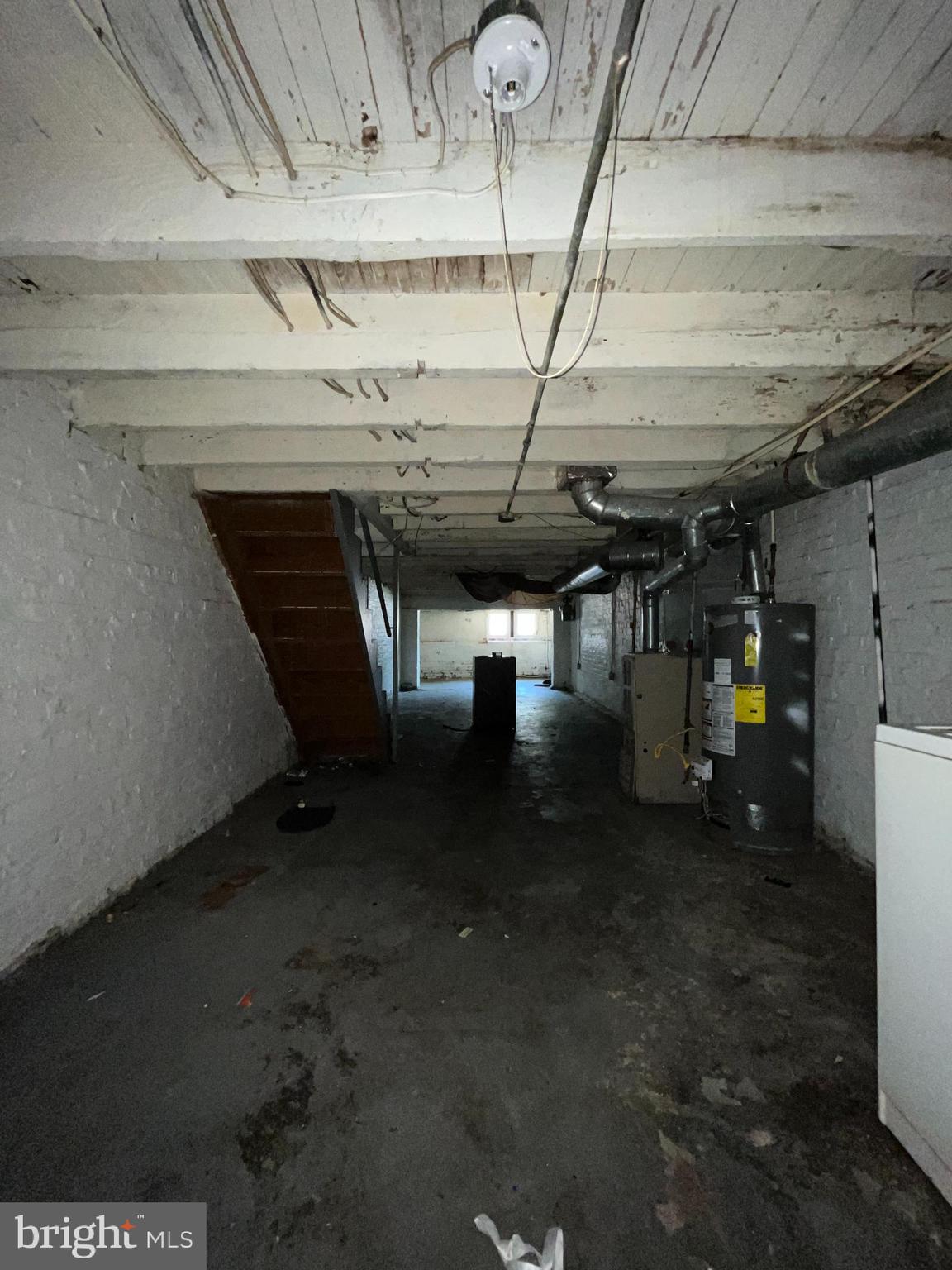 ELWOOD PARK - Residential