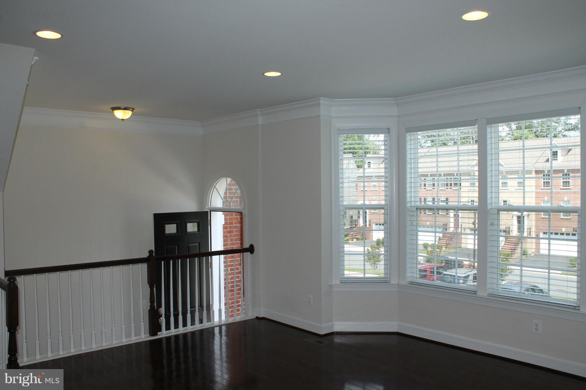 OVERLOOK - Residential Lease