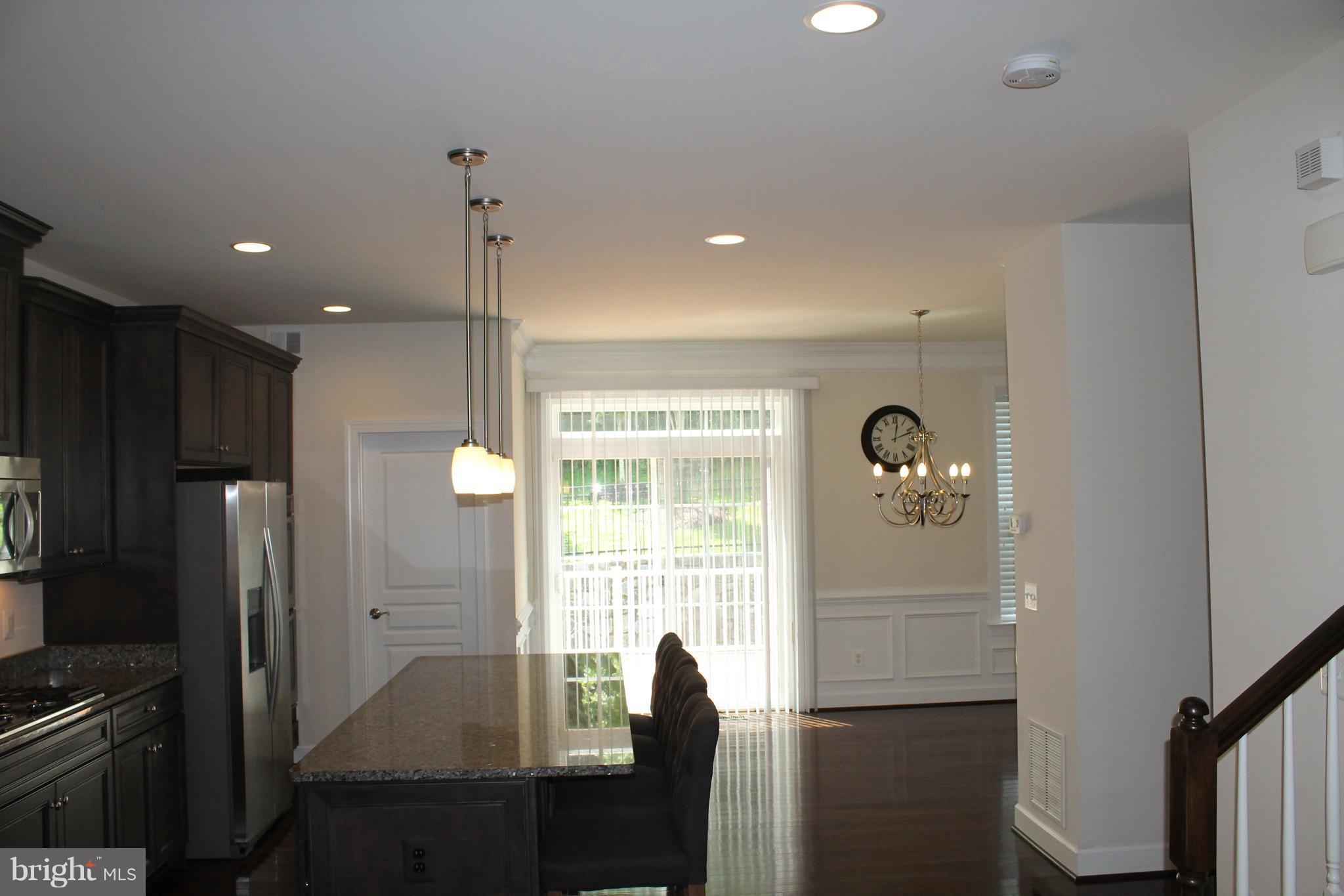 OVERLOOK - Residential Lease