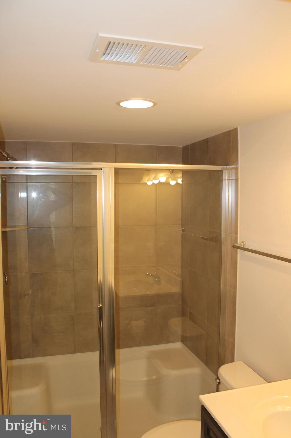 OVERLOOK - Residential Lease