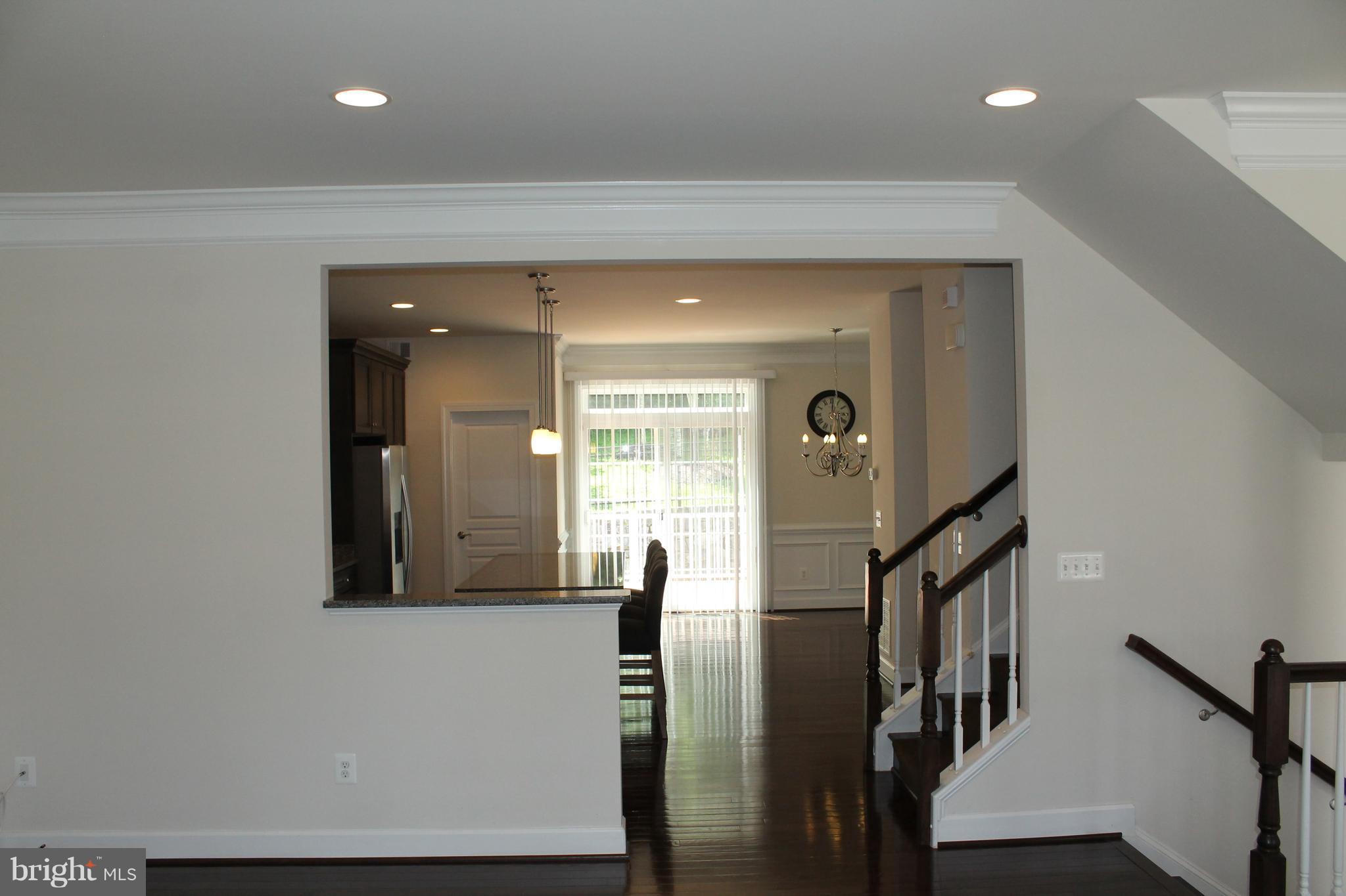 OVERLOOK - Residential Lease