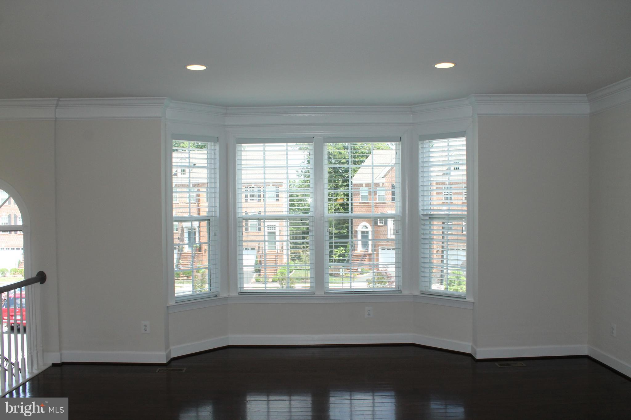 OVERLOOK - Residential Lease