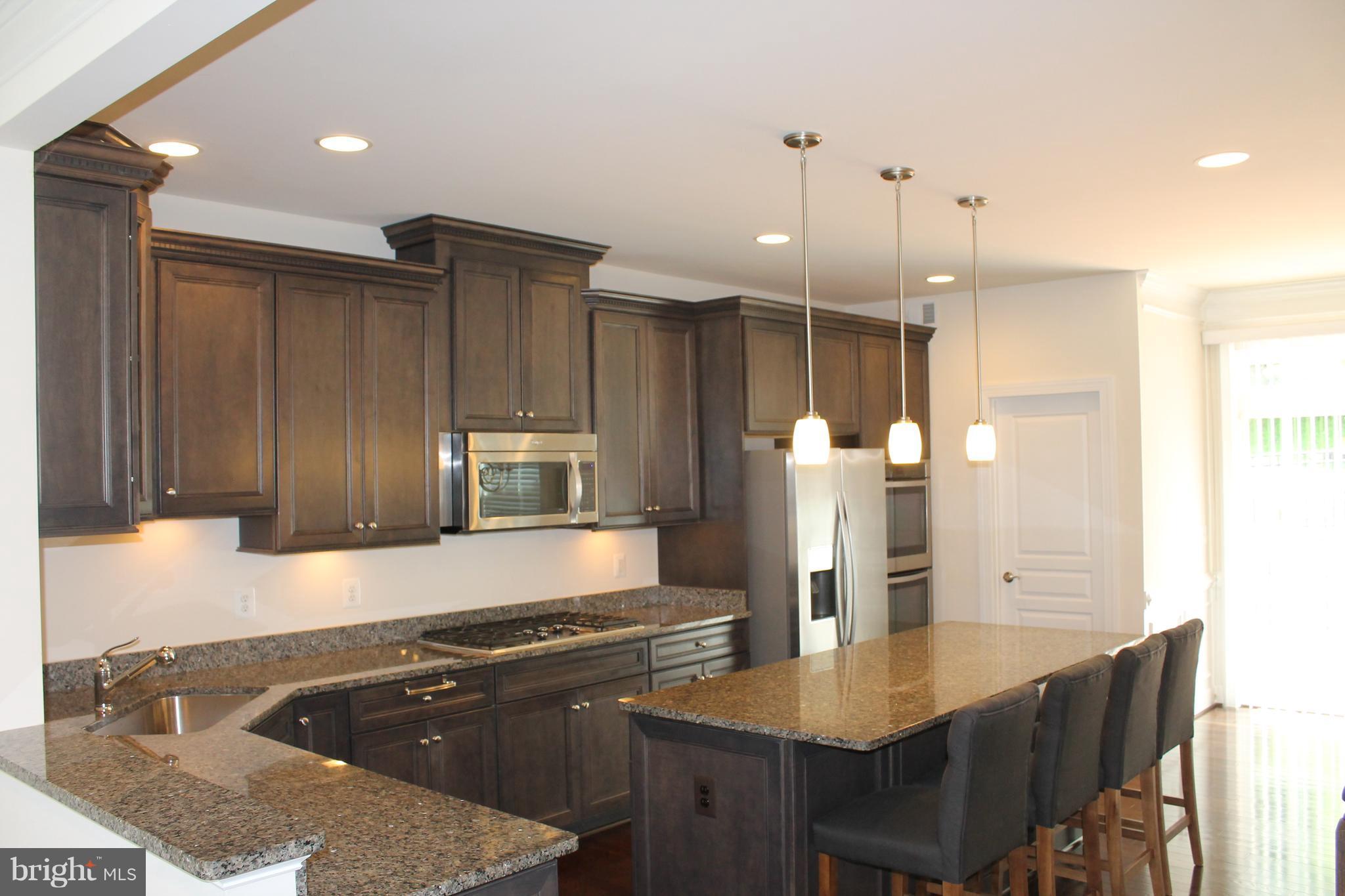 OVERLOOK - Residential Lease