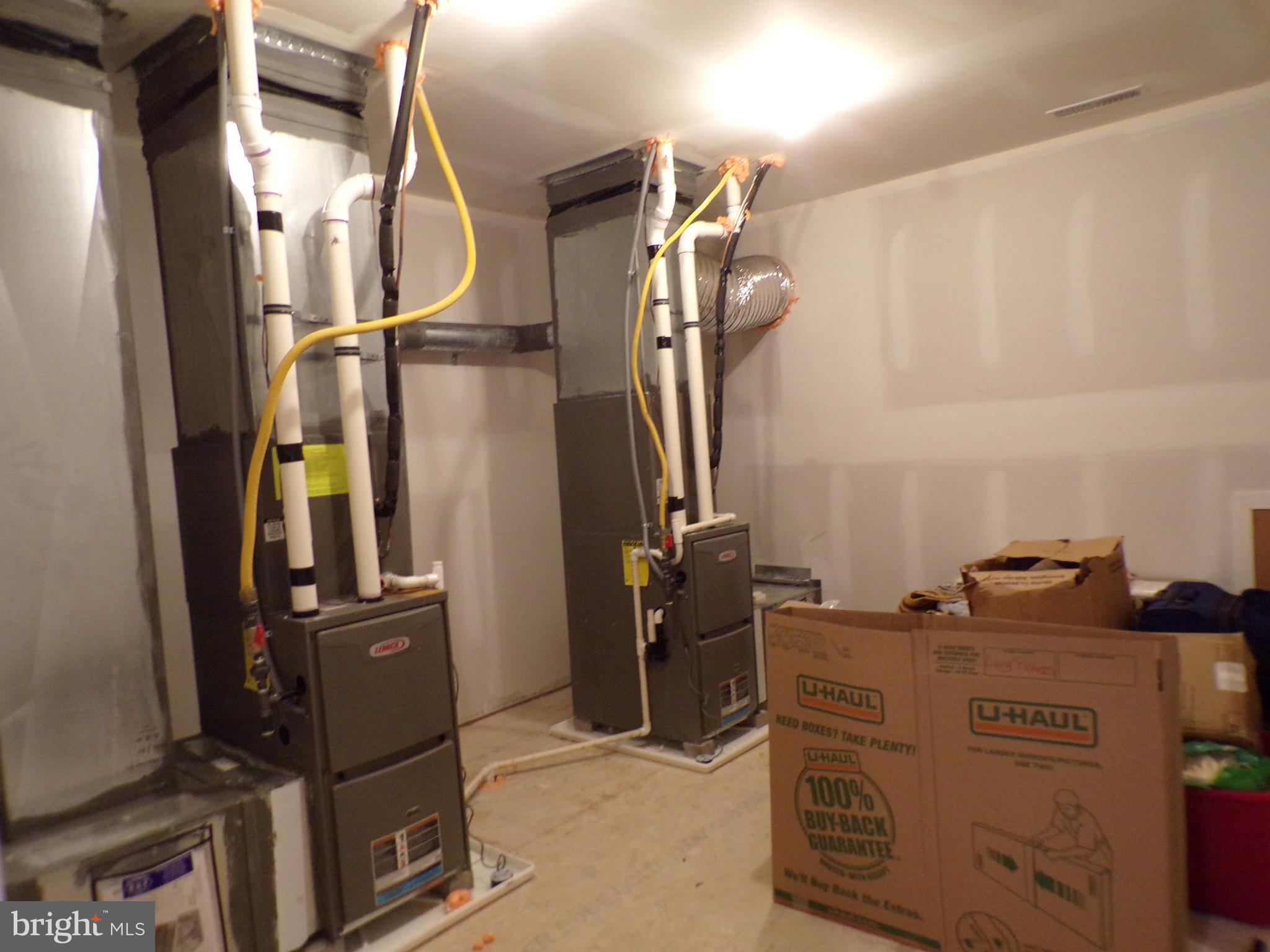 VENUE AT SMITHVILLE GREENE - Residential