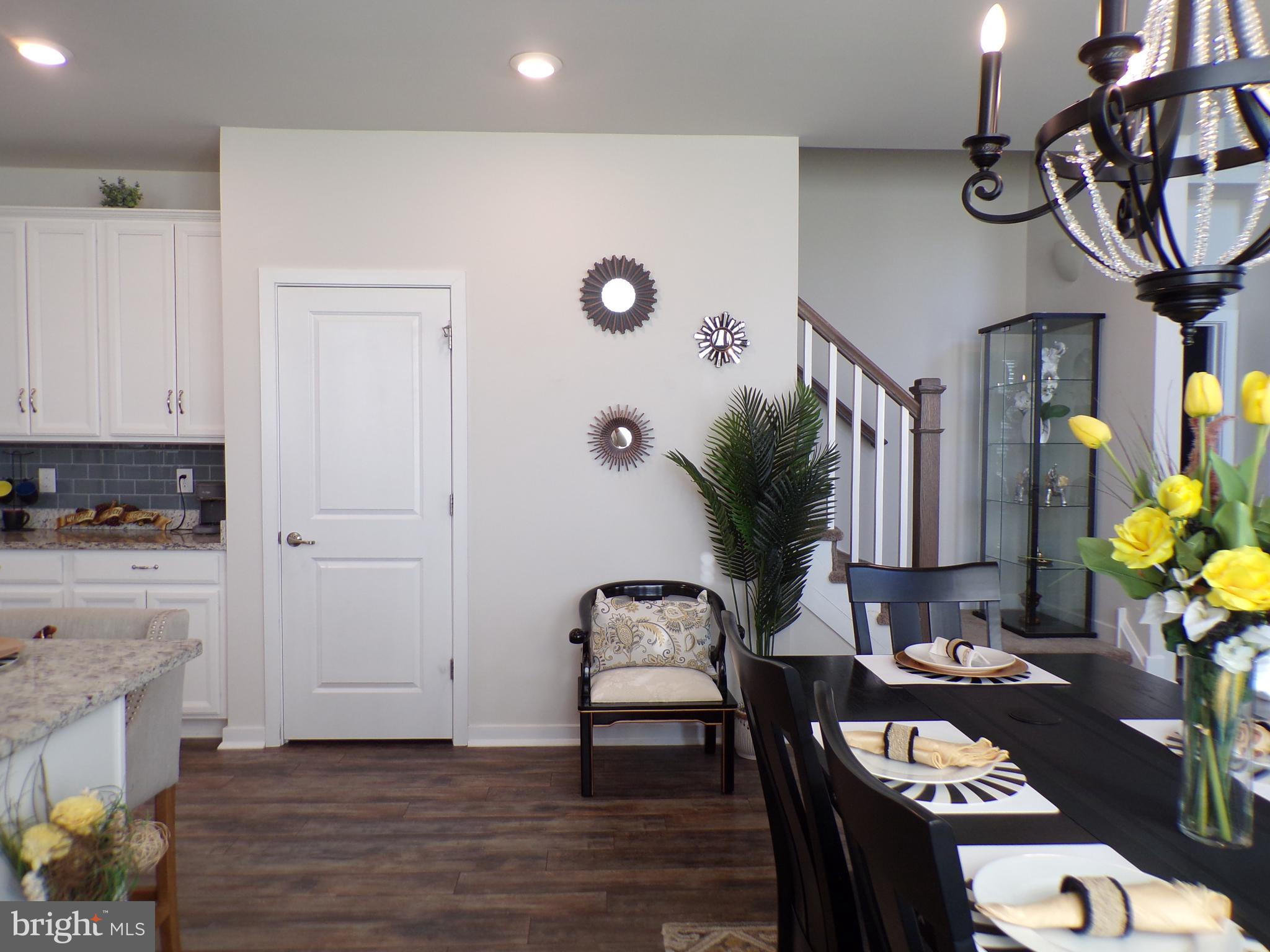 VENUE AT SMITHVILLE GREENE - Residential