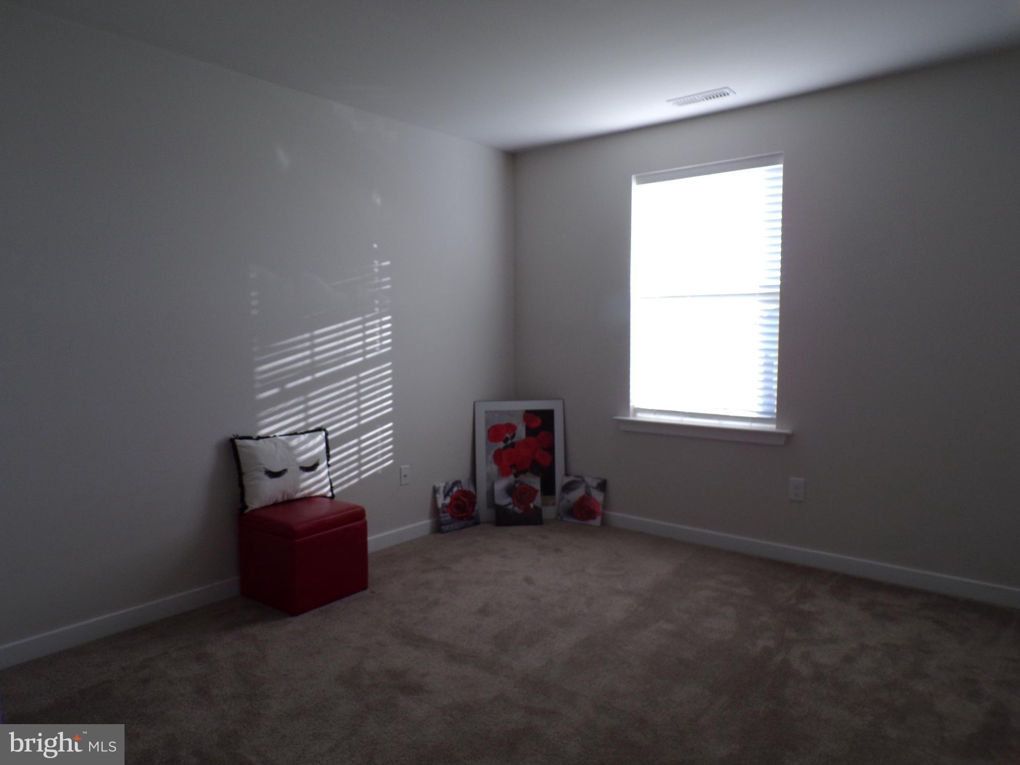 VENUE AT SMITHVILLE GREENE - Residential