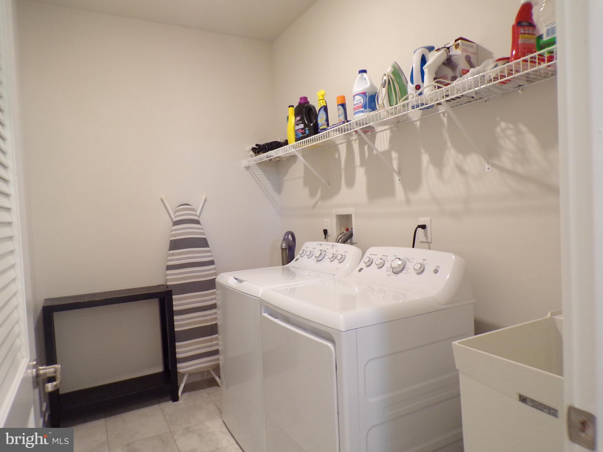 VENUE AT SMITHVILLE GREENE - Residential