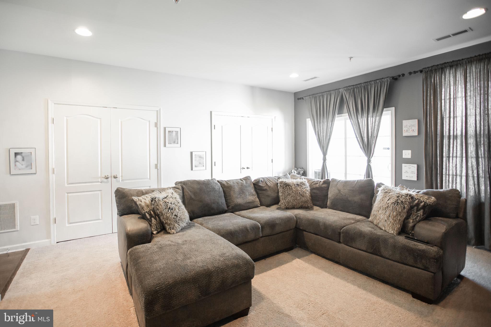 PRESERVE AT WINDLASS RUN - Residential