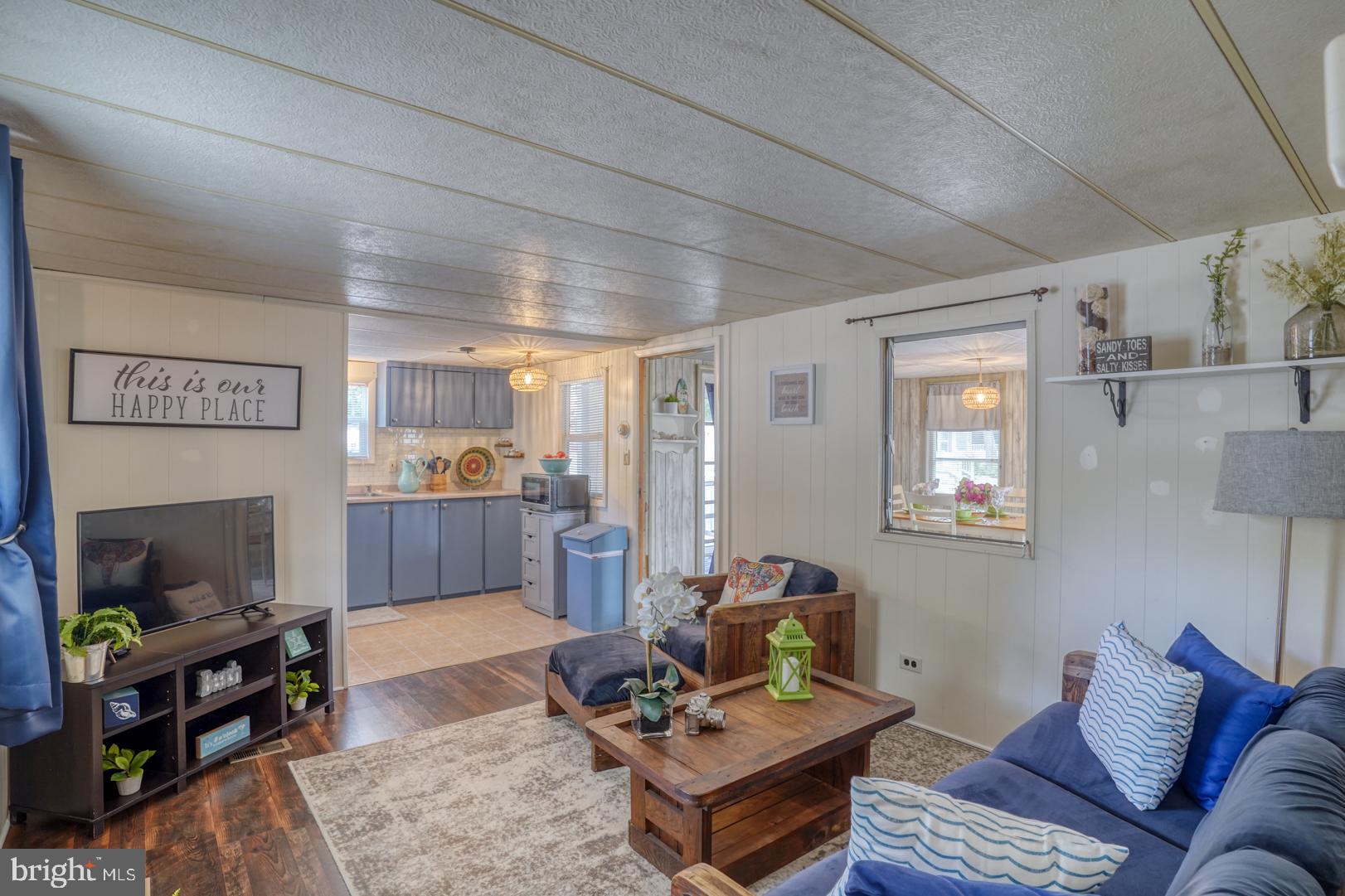 SUN RETREATS REHOBOTH BAY - Residential