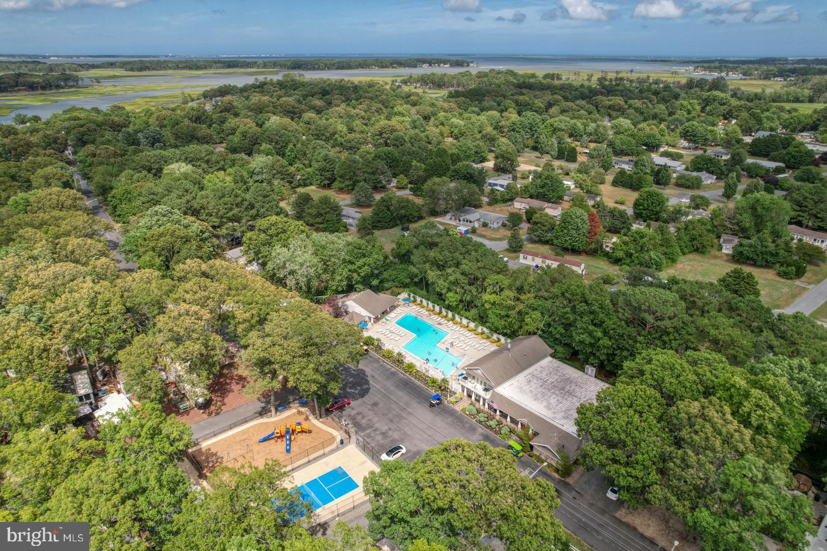 SUN RETREATS REHOBOTH BAY - Residential