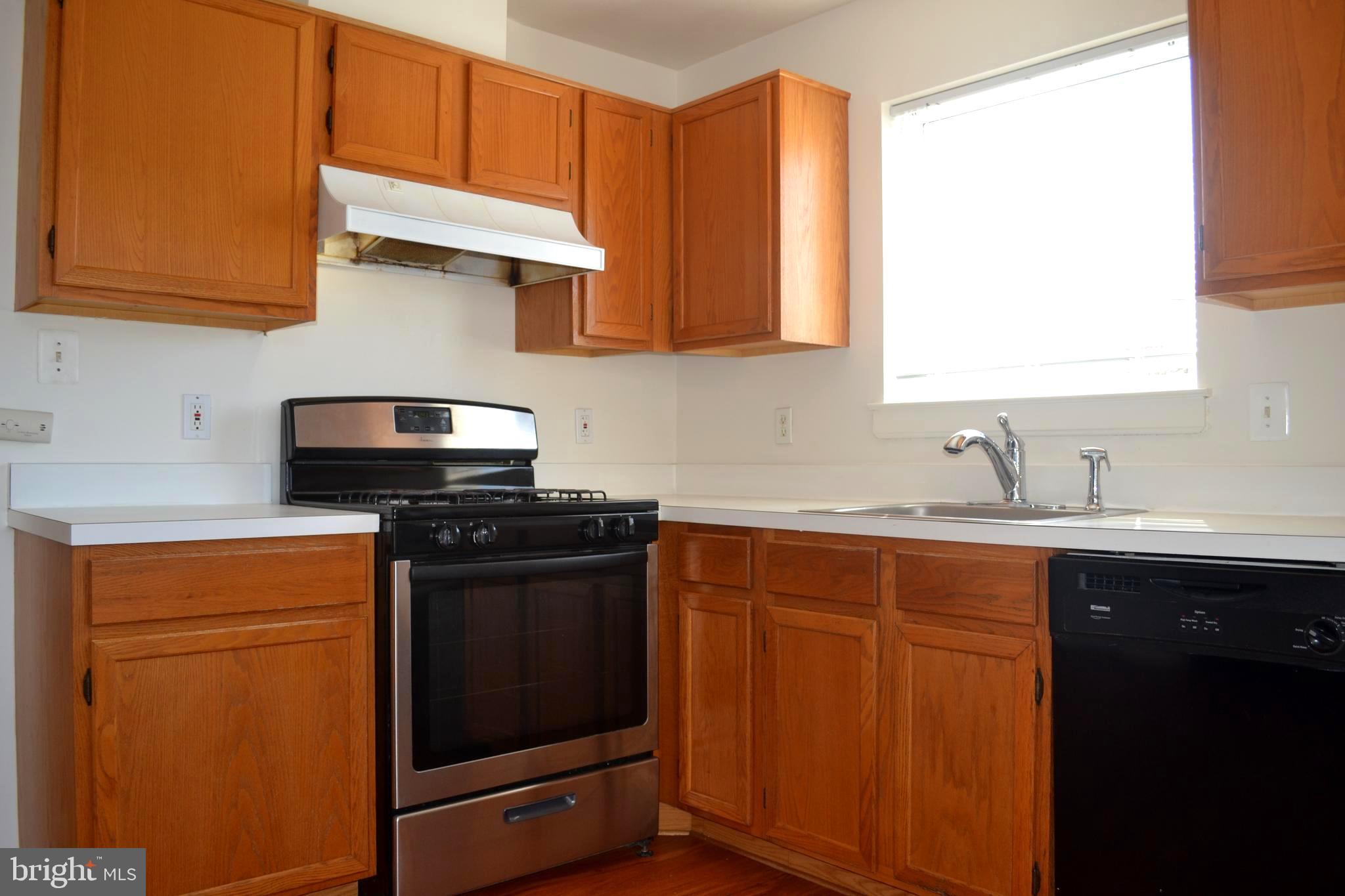 AMBER RIDGE AT MILESTONE - Residential Lease