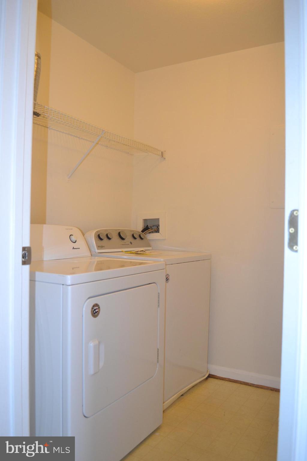 AMBER RIDGE AT MILESTONE - Residential Lease