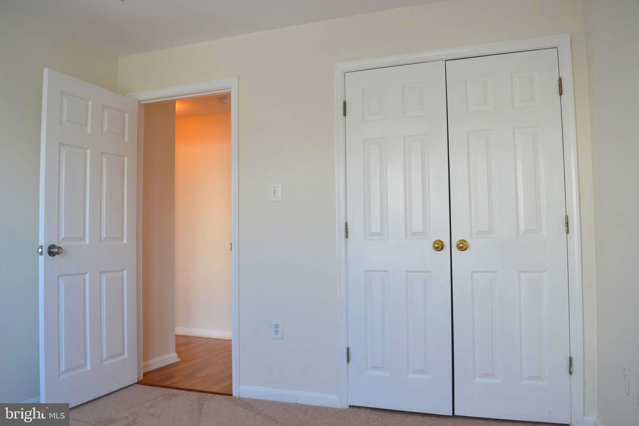 AMBER RIDGE AT MILESTONE - Residential Lease