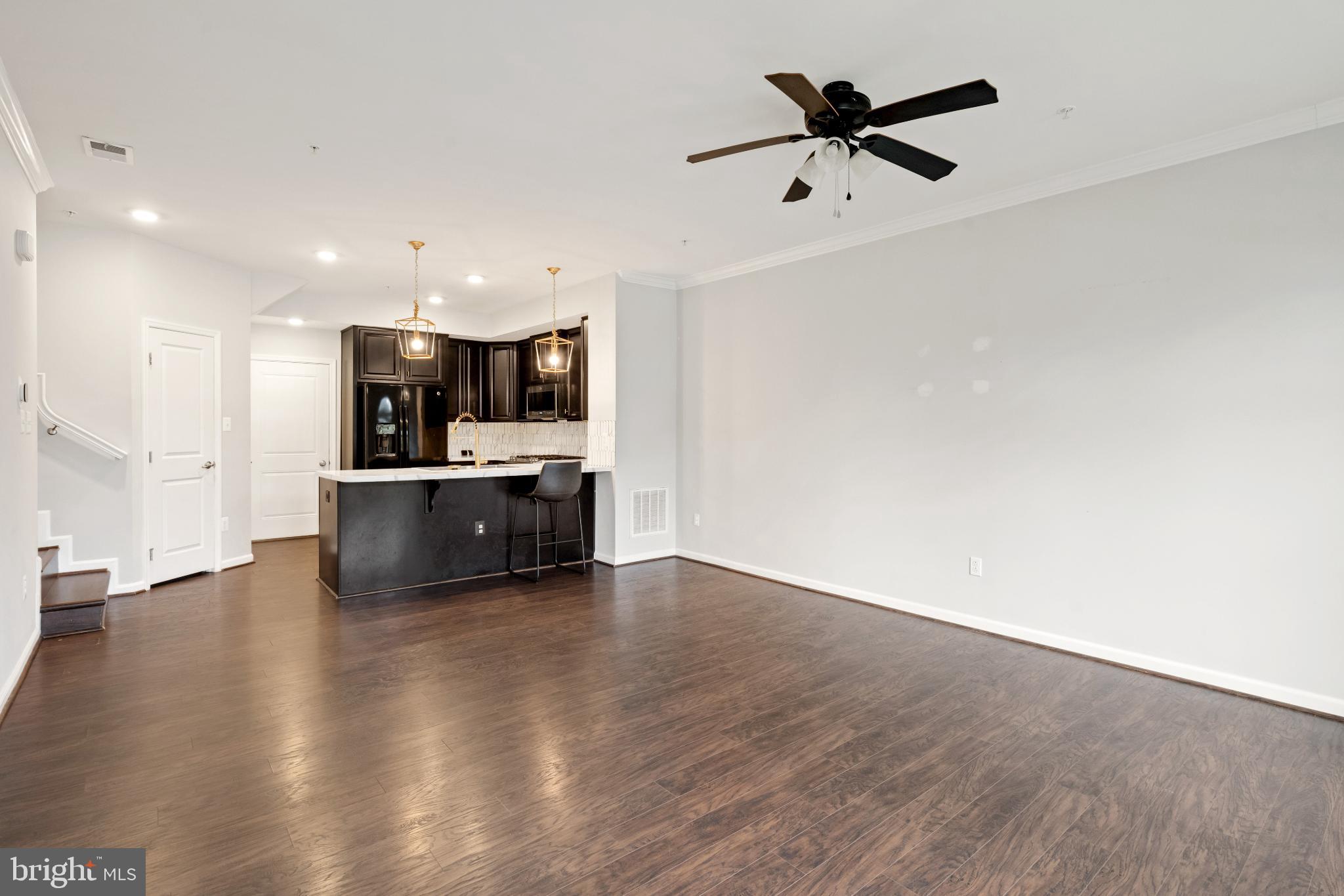 OAKDALE VILLAGE - Residential Lease