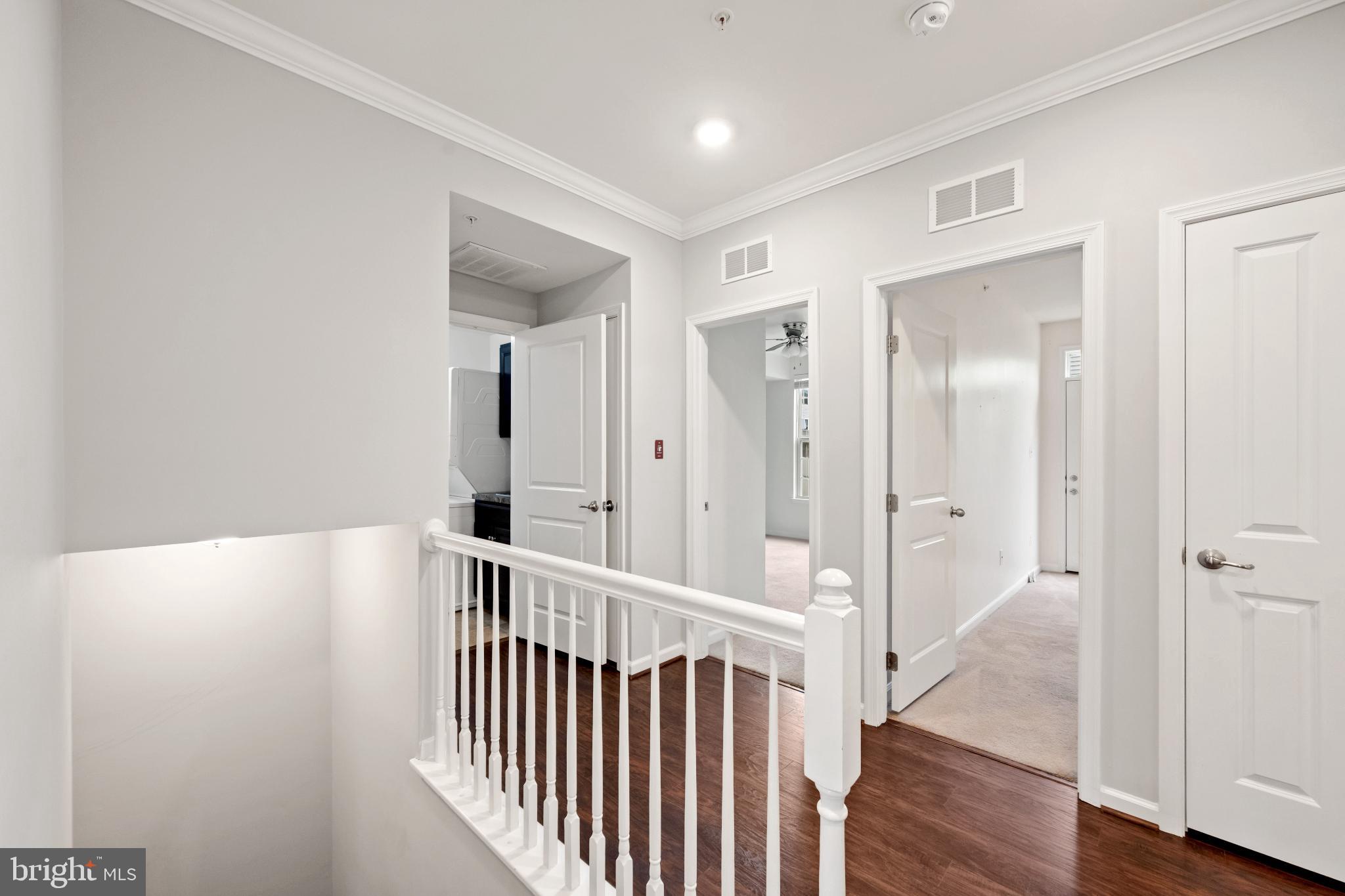 OAKDALE VILLAGE - Residential Lease