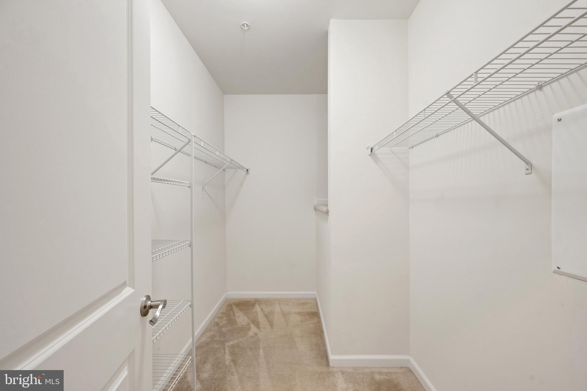 OAKDALE VILLAGE - Residential Lease