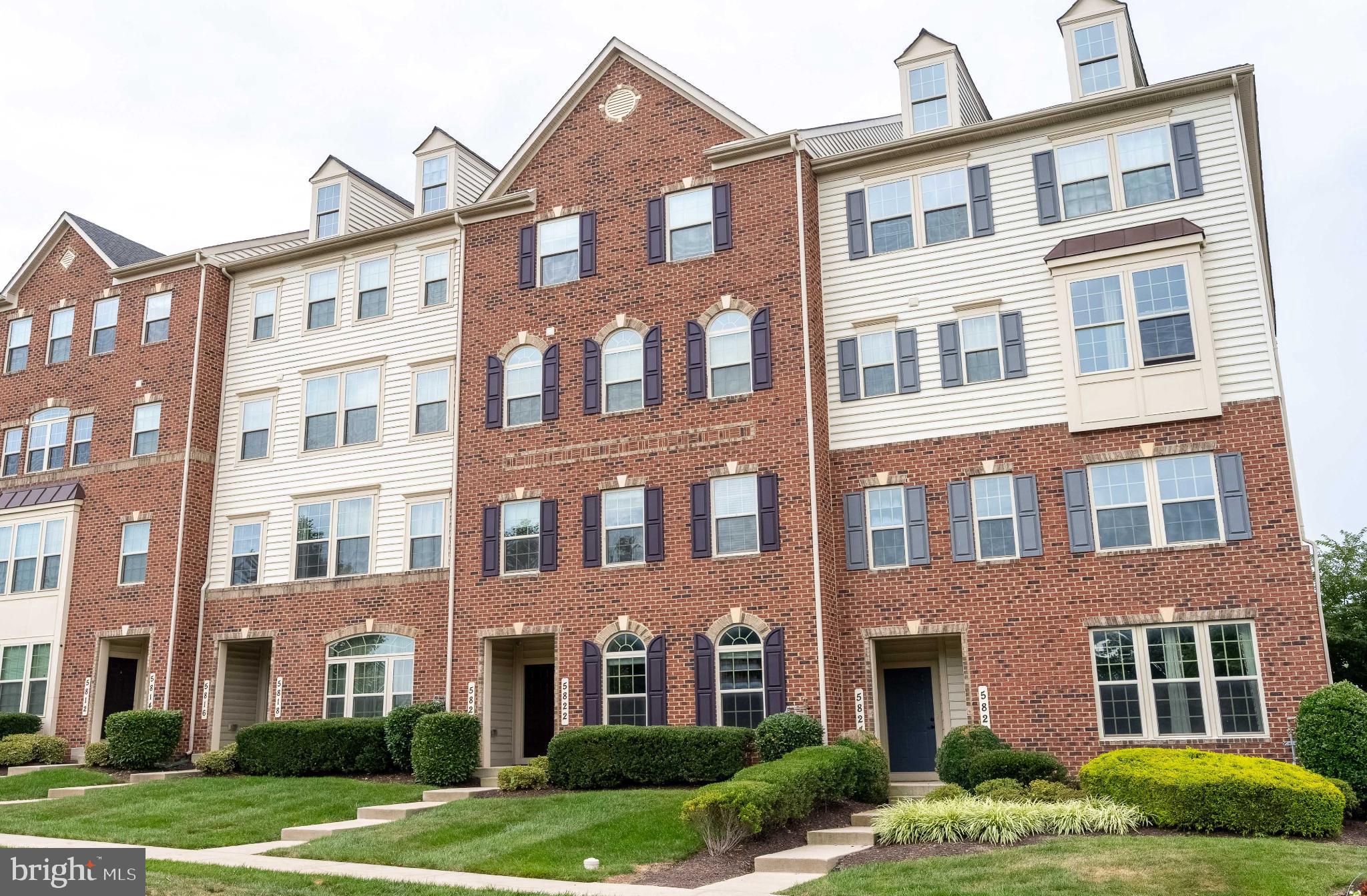 OAKDALE VILLAGE - Residential Lease