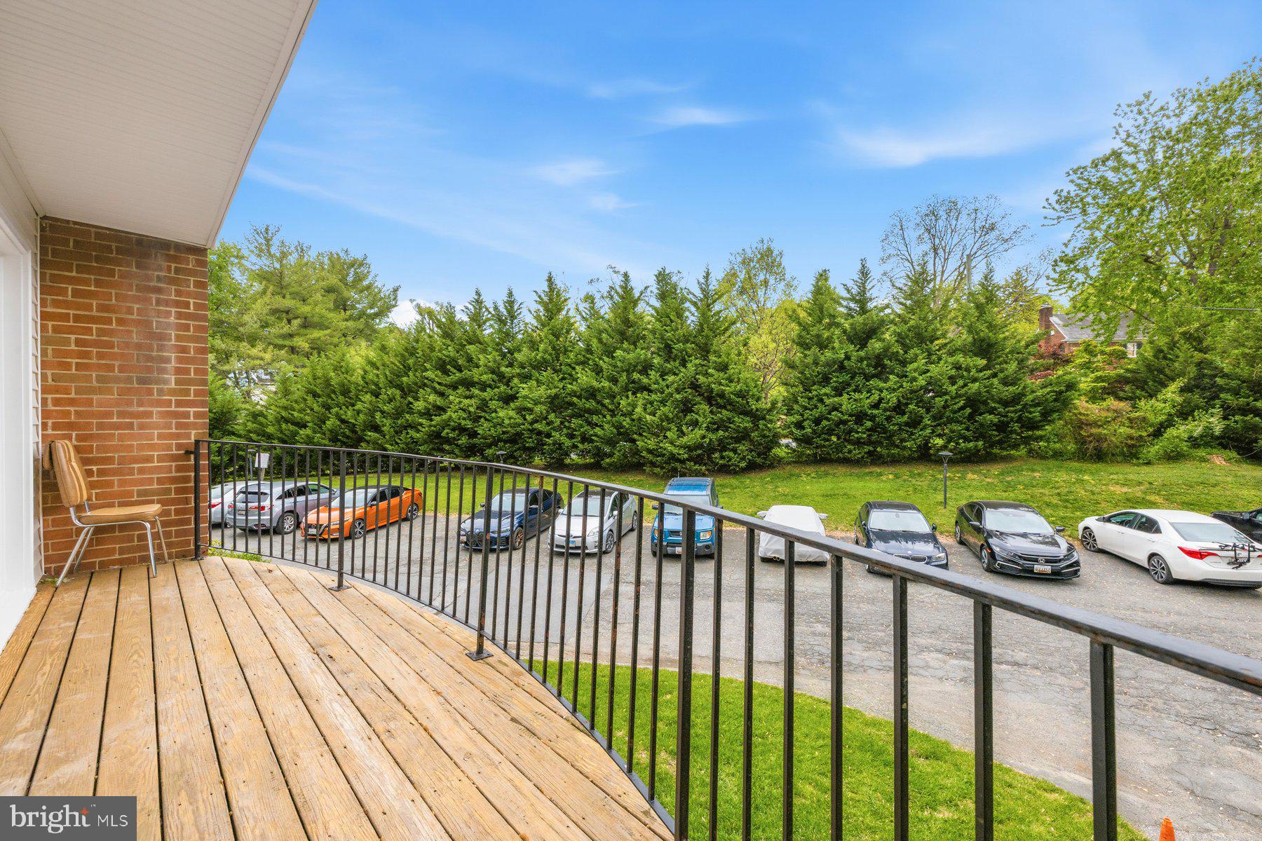 WOODSIDE VILLAGE - Residential