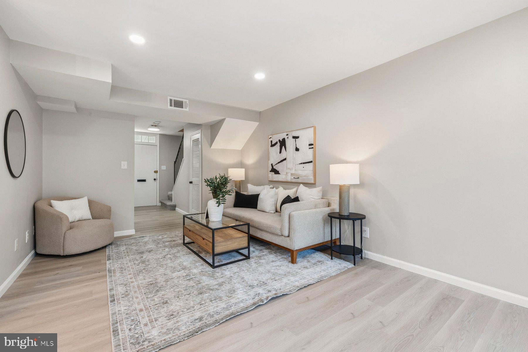 WOODSIDE VILLAGE - Residential