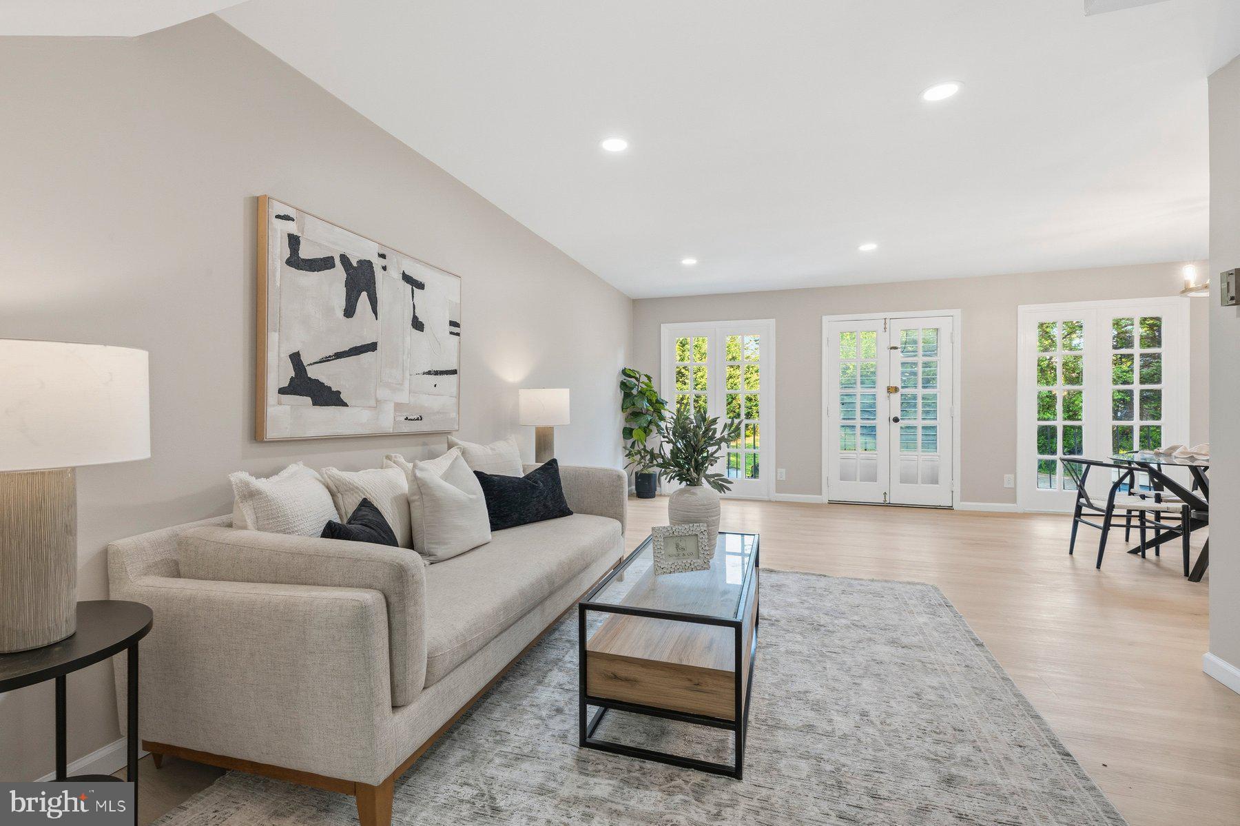 WOODSIDE VILLAGE - Residential