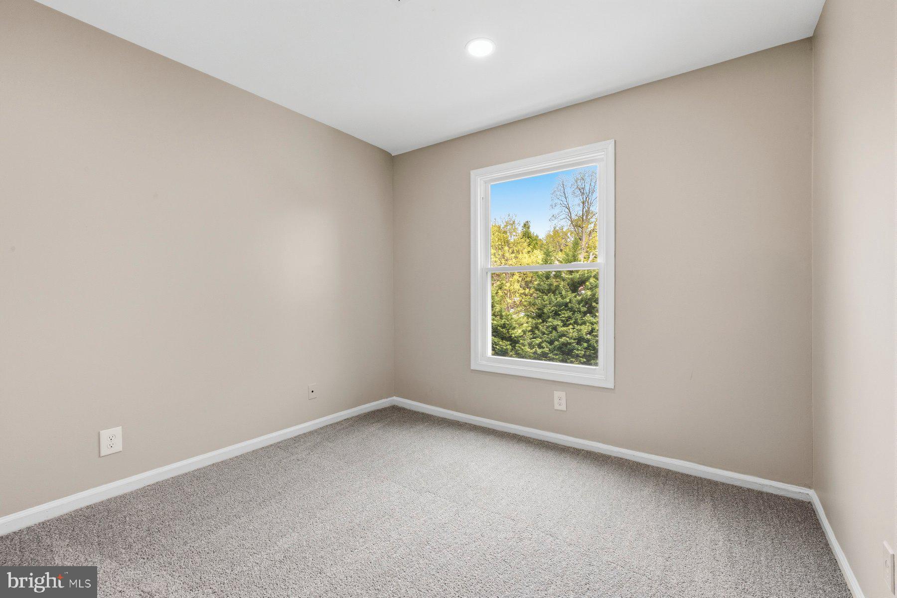 WOODSIDE VILLAGE - Residential