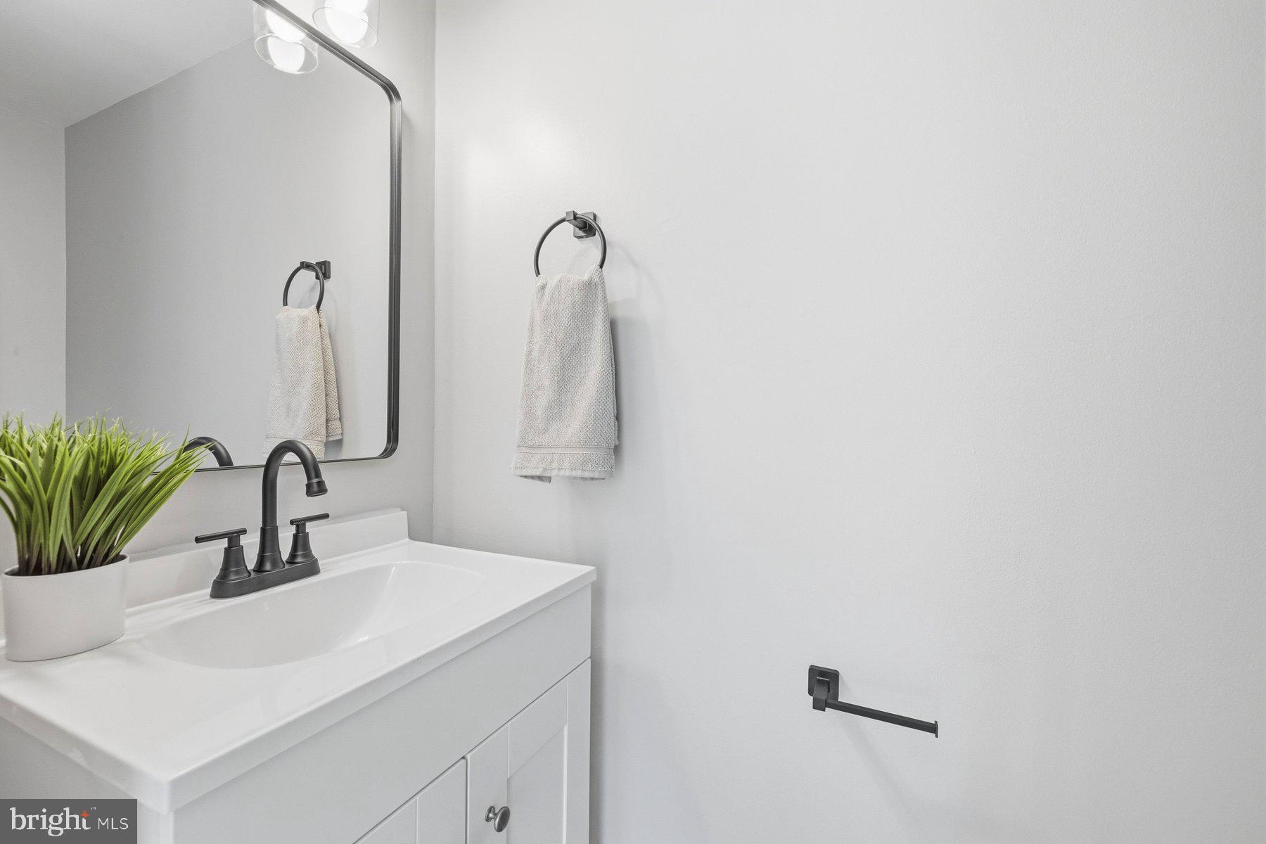 WOODSIDE VILLAGE - Residential