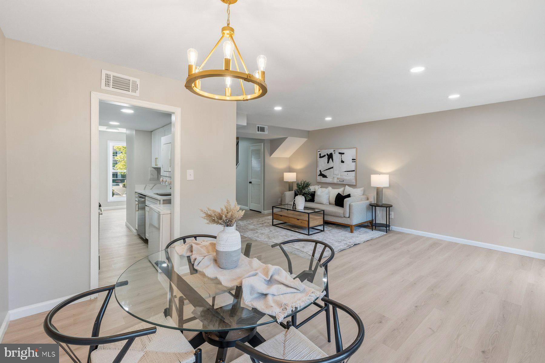 WOODSIDE VILLAGE - Residential