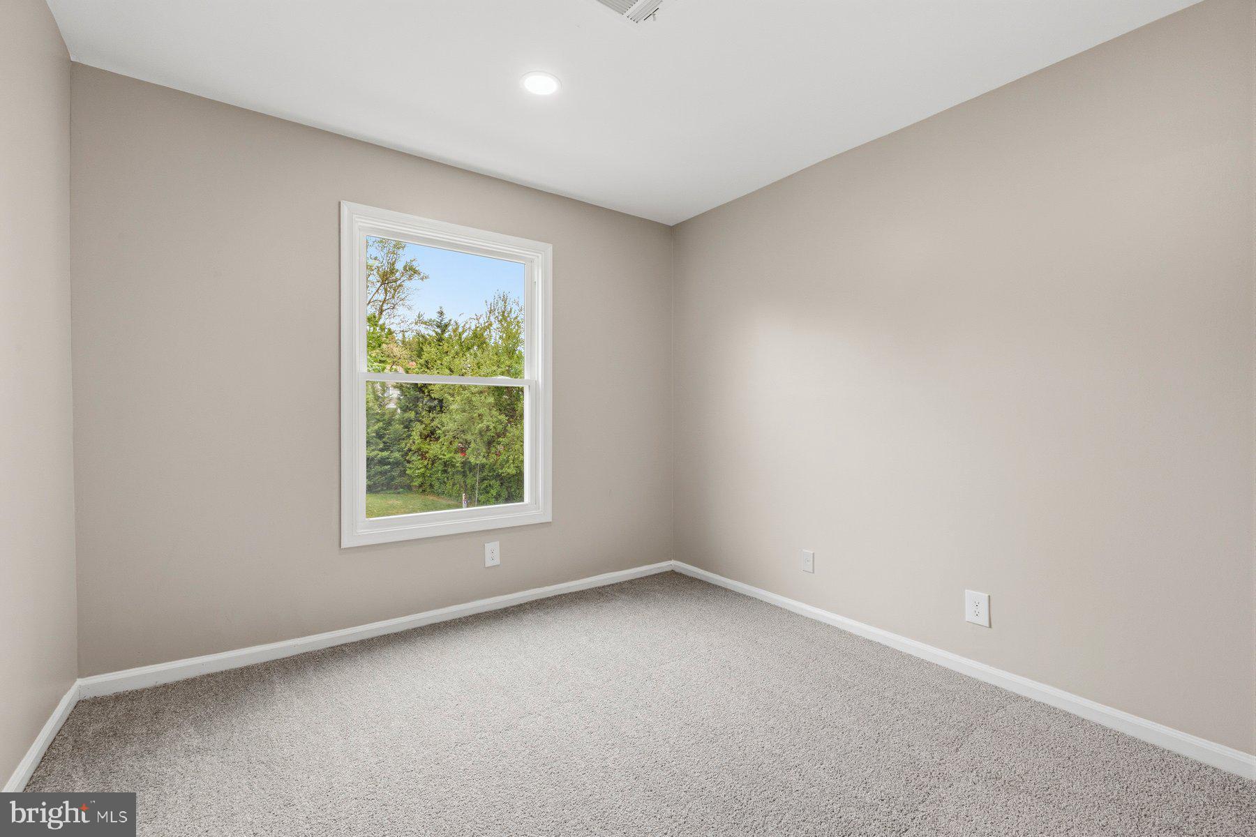 WOODSIDE VILLAGE - Residential