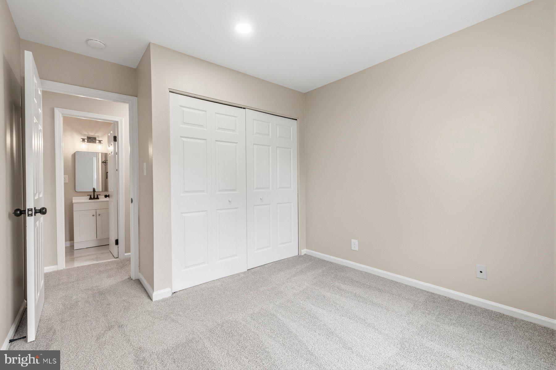 WOODSIDE VILLAGE - Residential