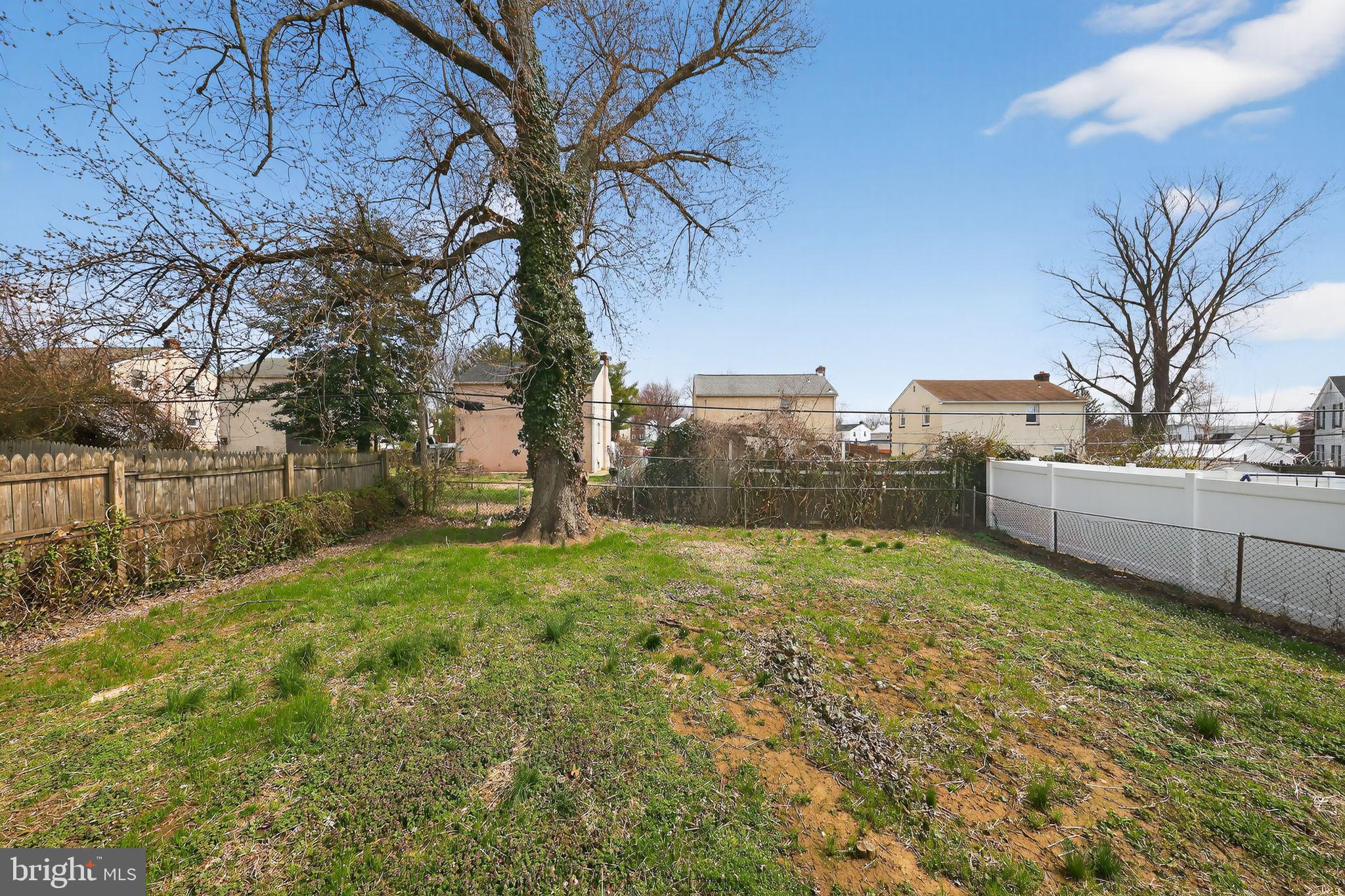 COLLINS PARK - Residential