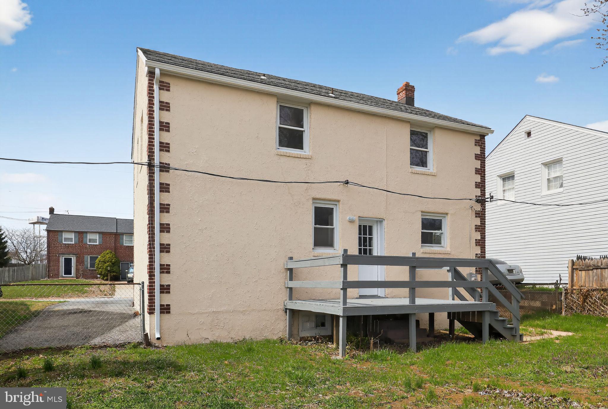 COLLINS PARK - Residential