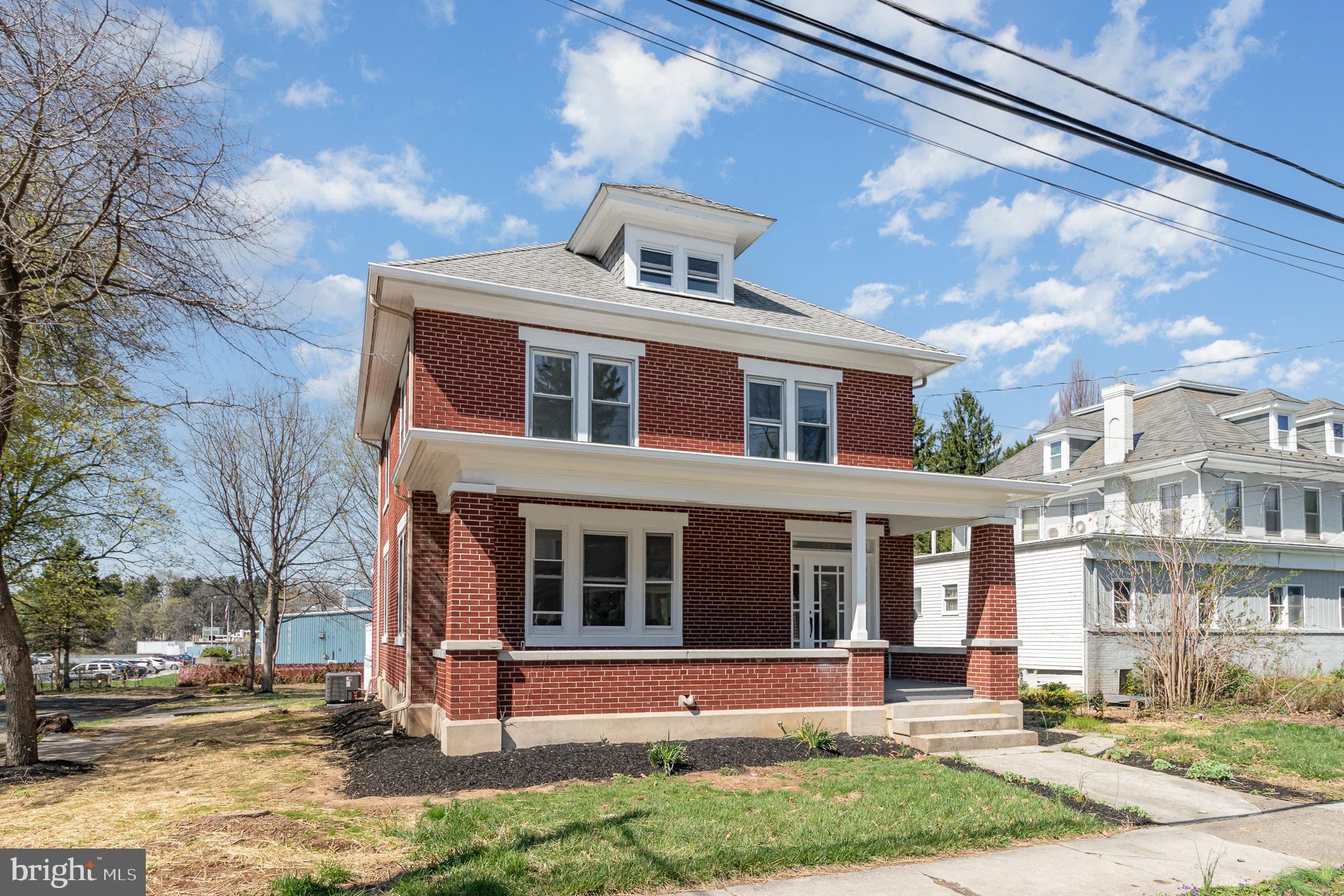 MECHANICSBURG BOROUGH - Residential