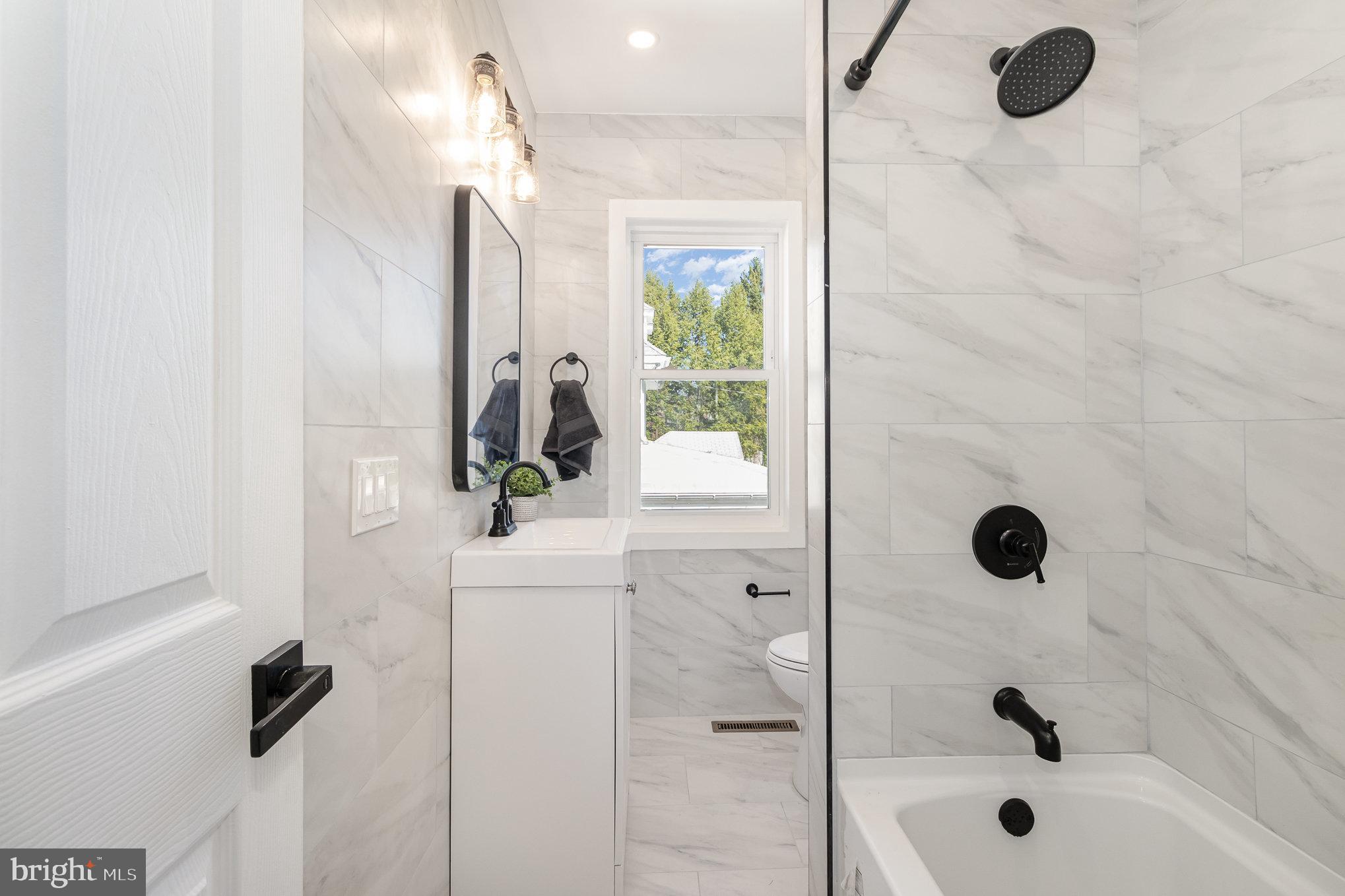 MECHANICSBURG BOROUGH - Residential