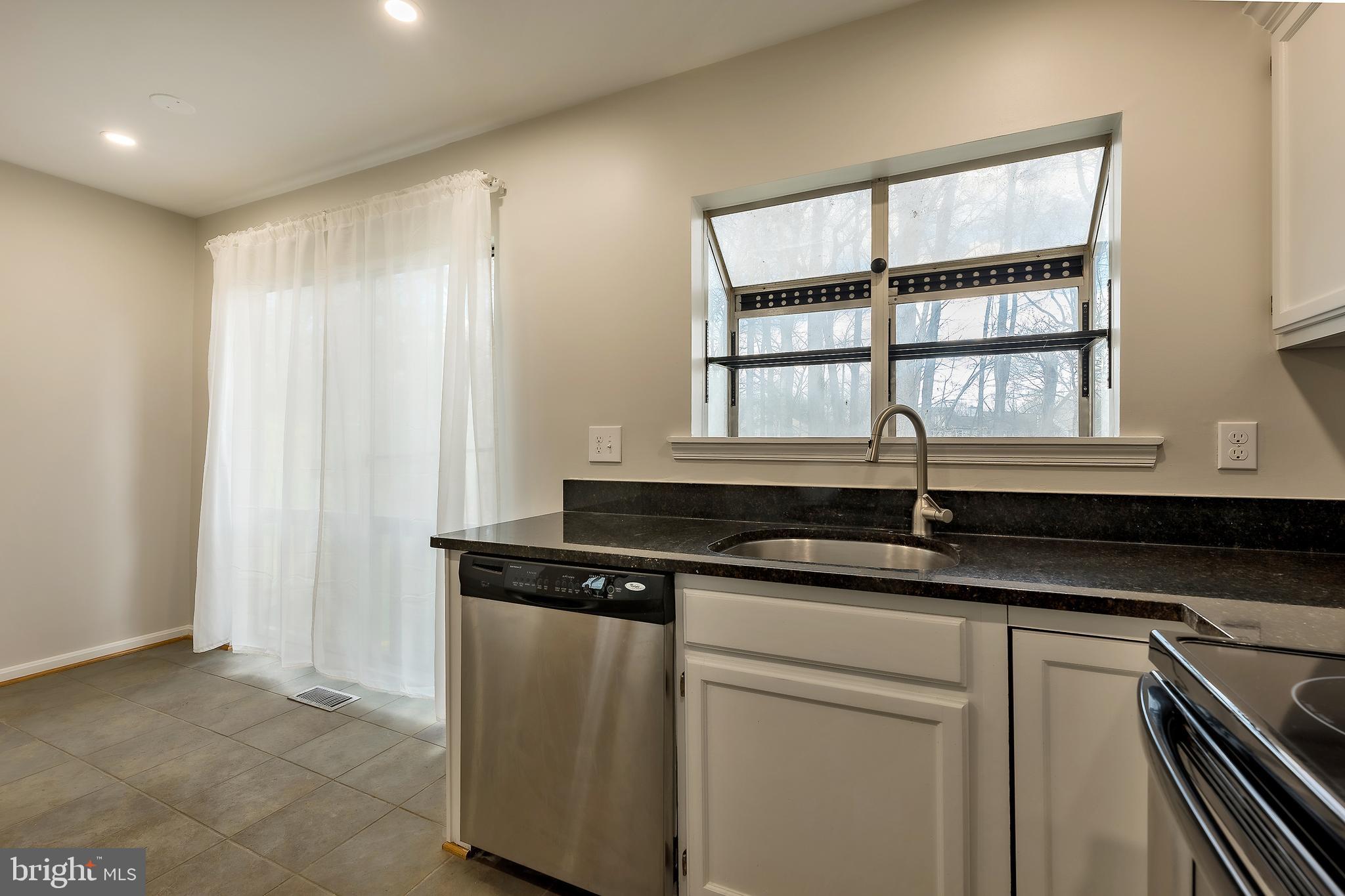 SILVER SPRING - Residential Lease