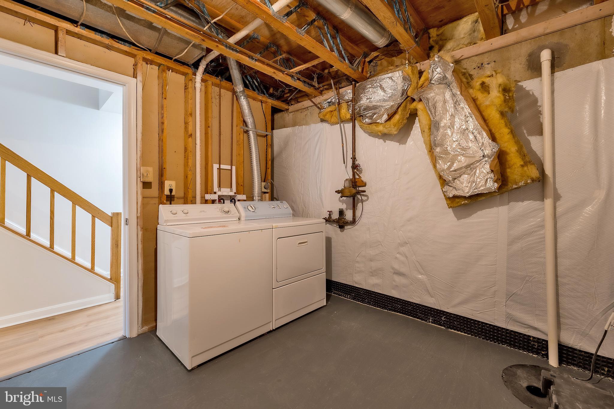 SILVER SPRING - Residential Lease