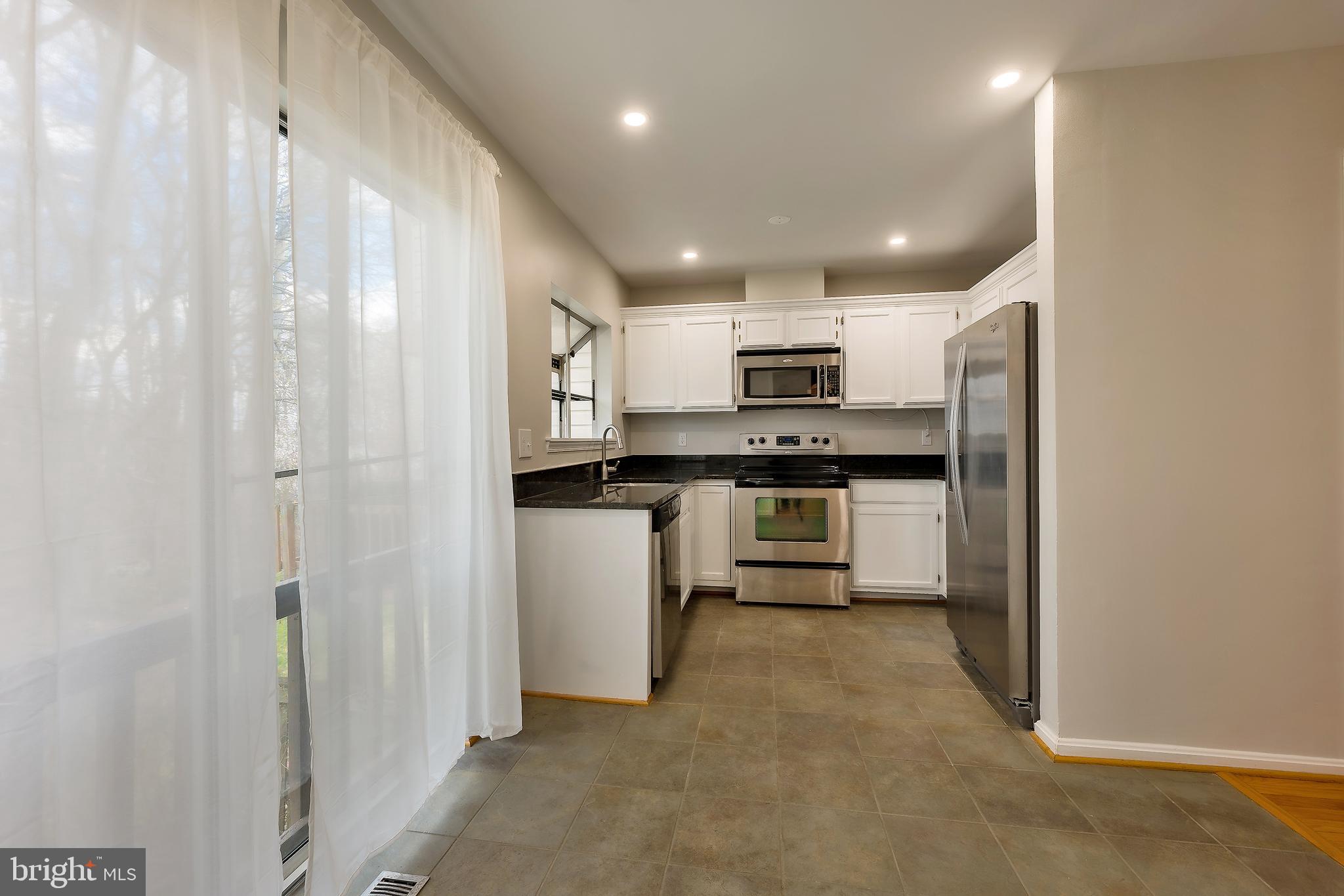 SILVER SPRING - Residential Lease