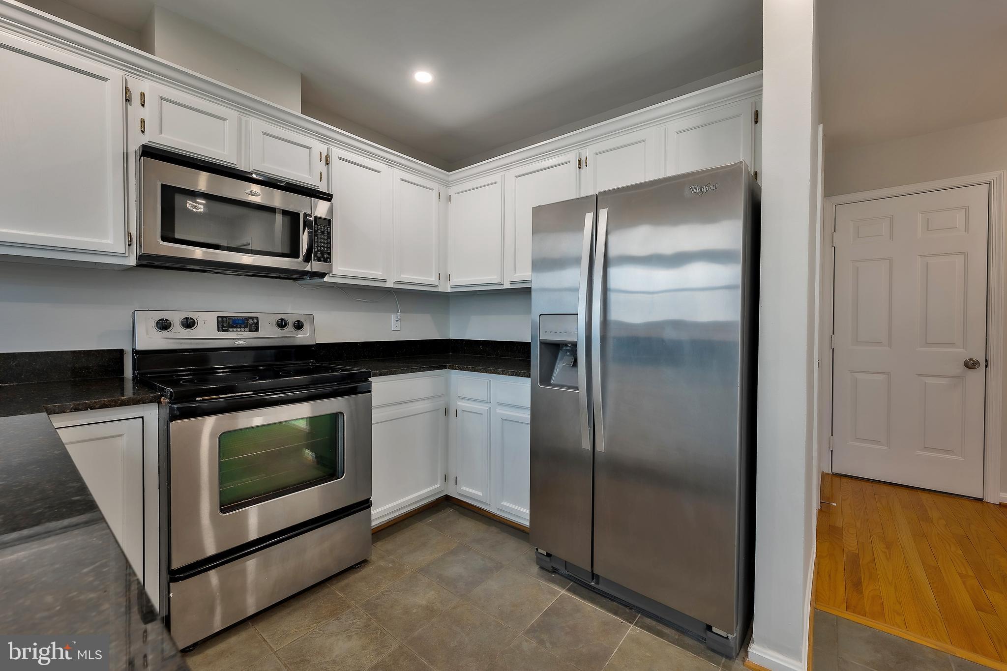 SILVER SPRING - Residential Lease
