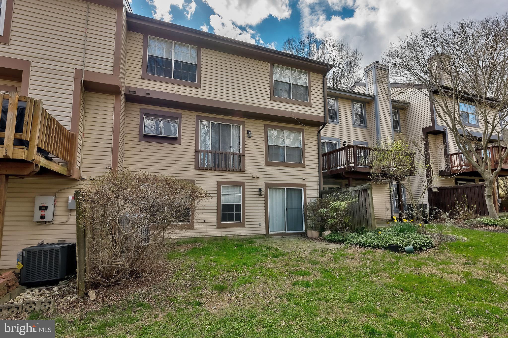 SILVER SPRING - Residential Lease