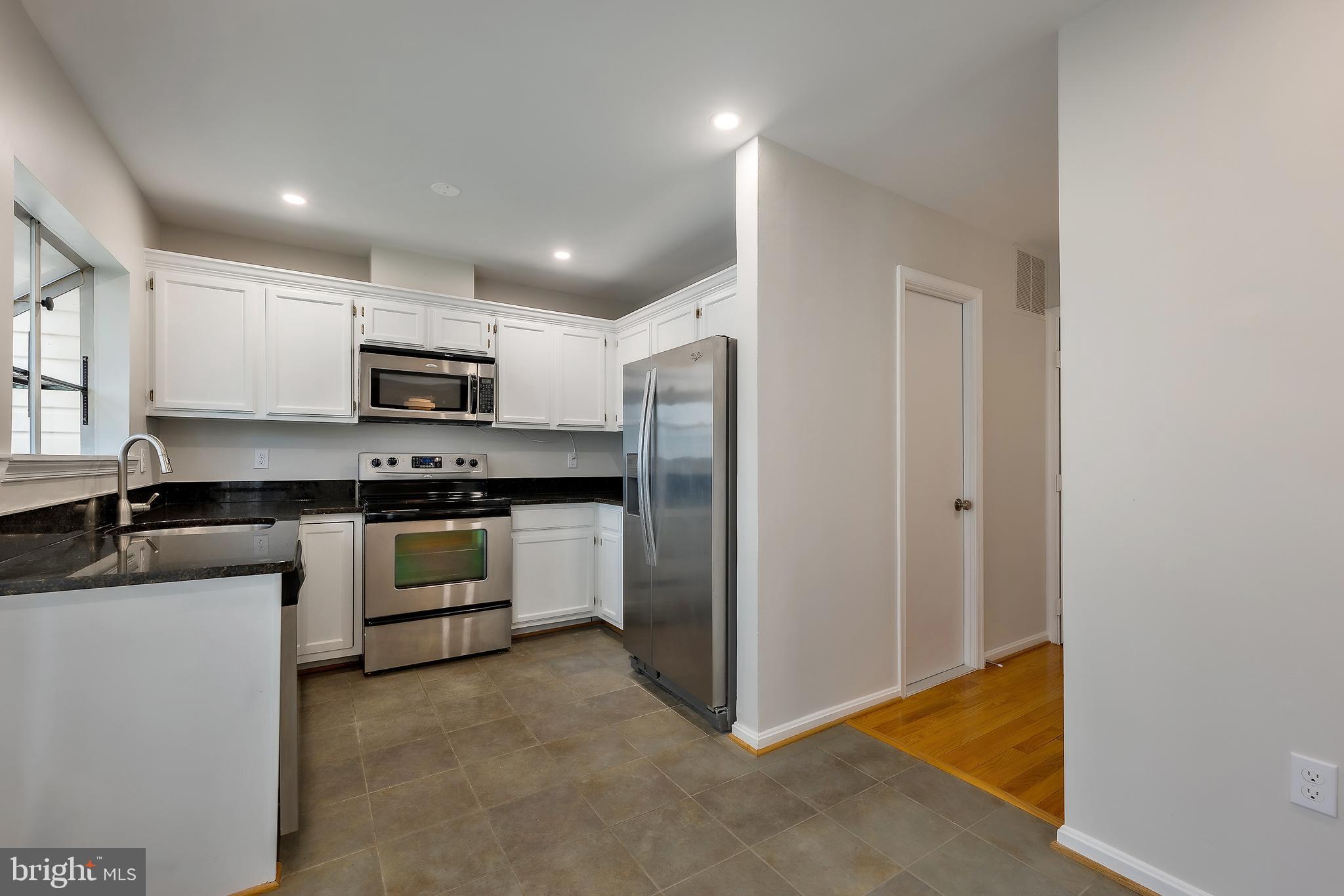 SILVER SPRING - Residential Lease